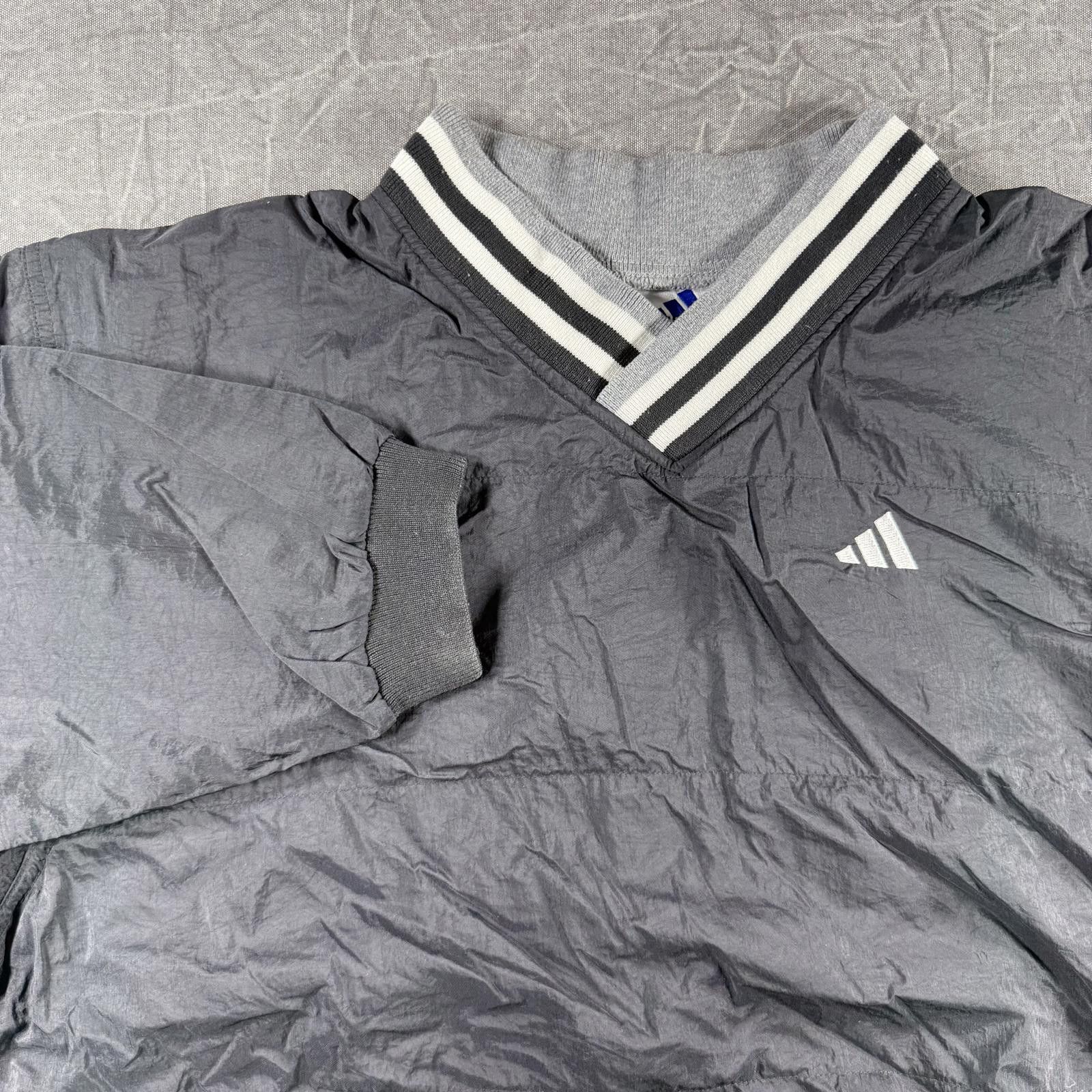 Adidas Adidas Jacket Men's L Black Windbreaker Zipper Pocket VTG Size US L / EU 52-54 / 3 - 1 Thumbnail