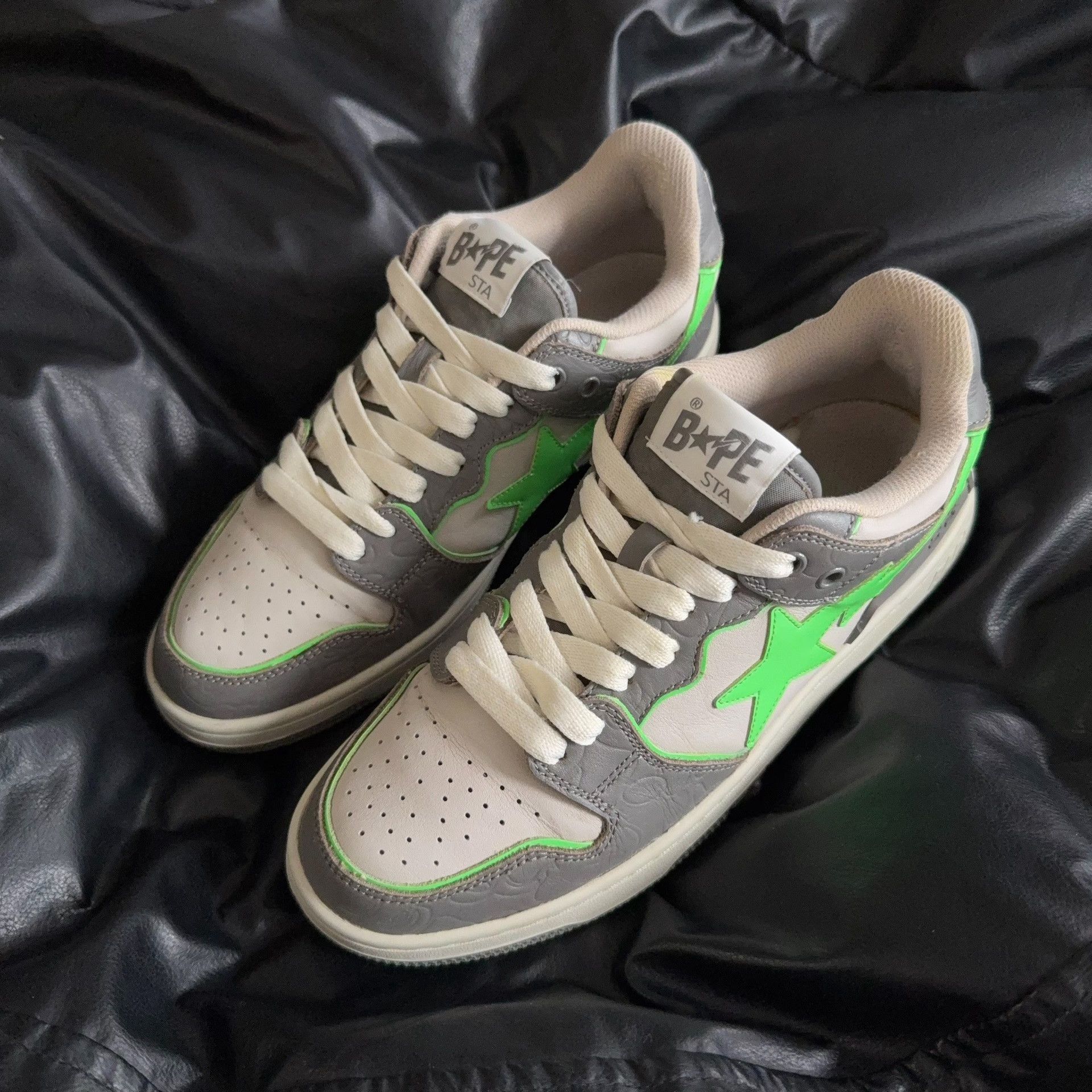 Bape Bape Green Lowtop Sneakers 41 Men Size US 8.5 / EU 41-42 - 1 Thumbnail