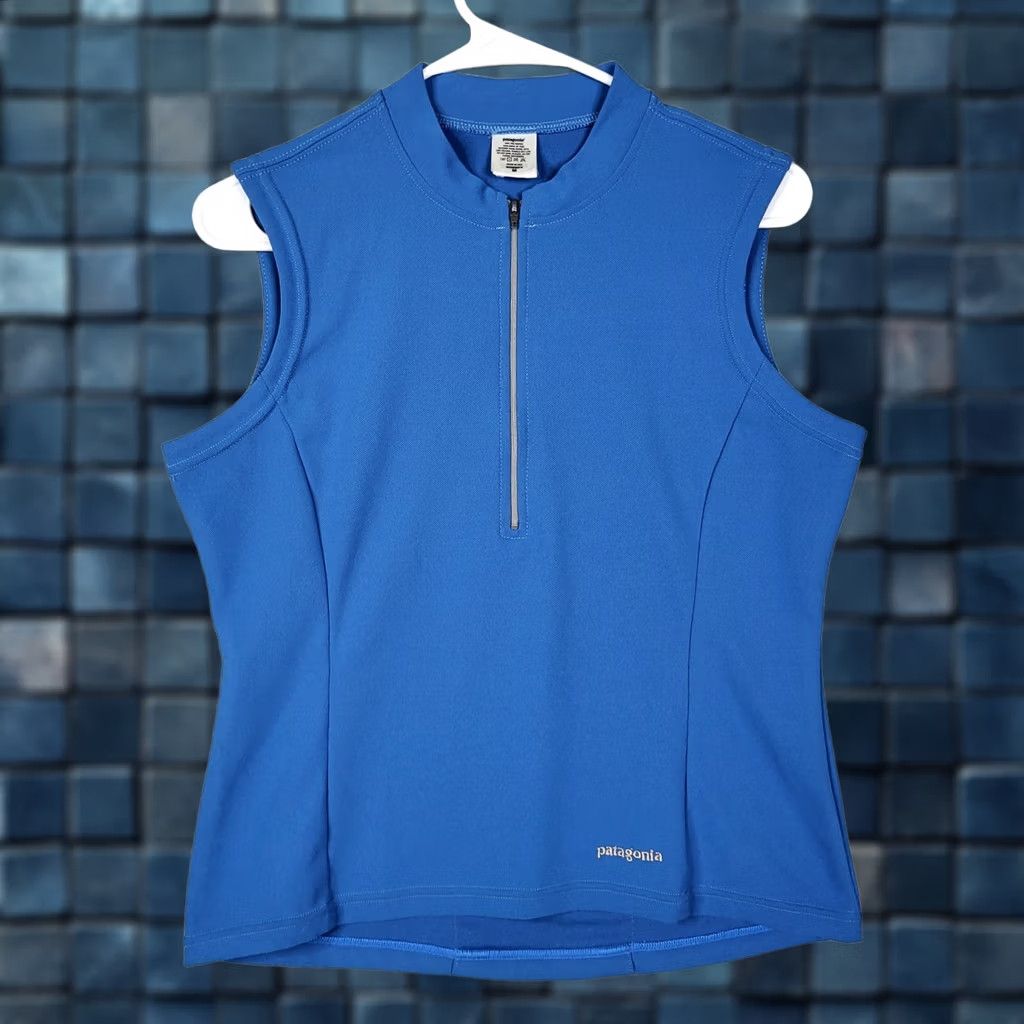 Patagonia Patagonia Tank Women's Blue 1/2 Zipper Back Pocket Size M Sleeveless Regular Fit Size M / US 6-8 / IT 42-44 - 1 Thumbnail