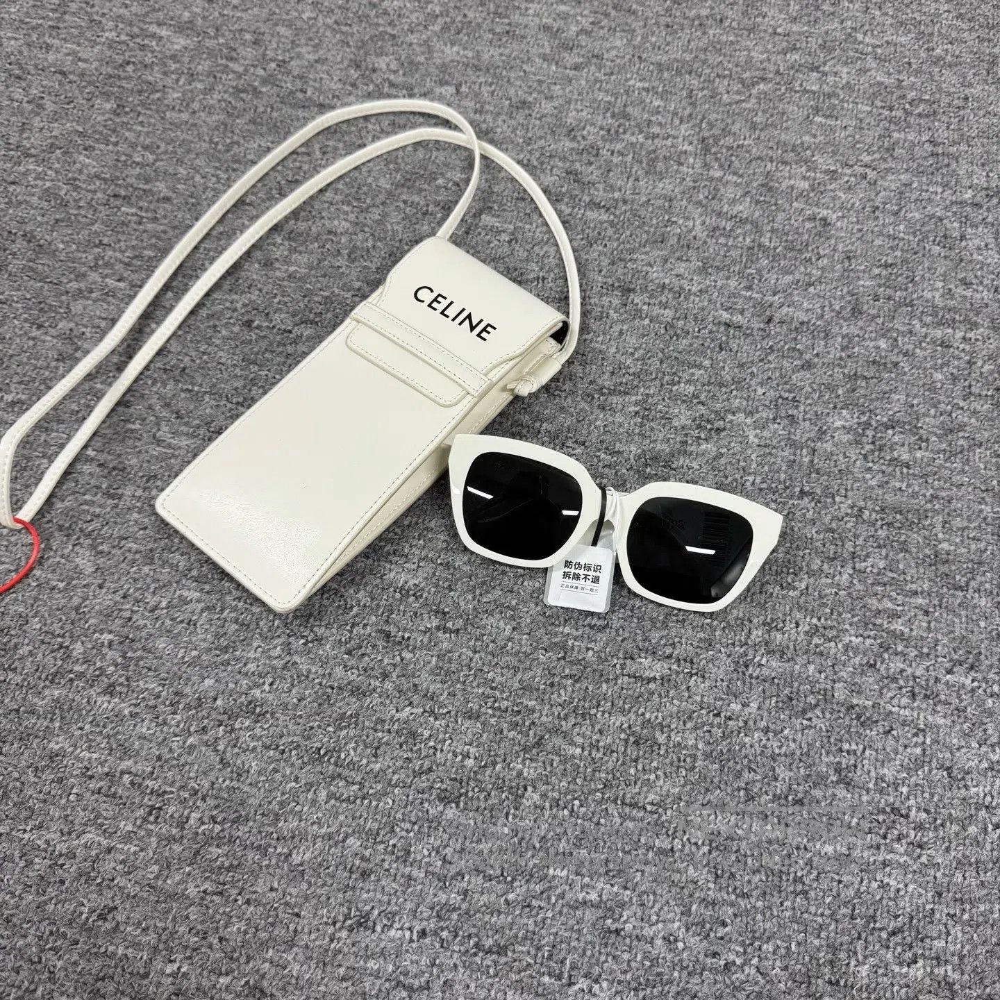 Celine CELINE White frame; cat-eye sunglasses; rope-style eyeglas Size ONE SIZE - 1 Thumbnail