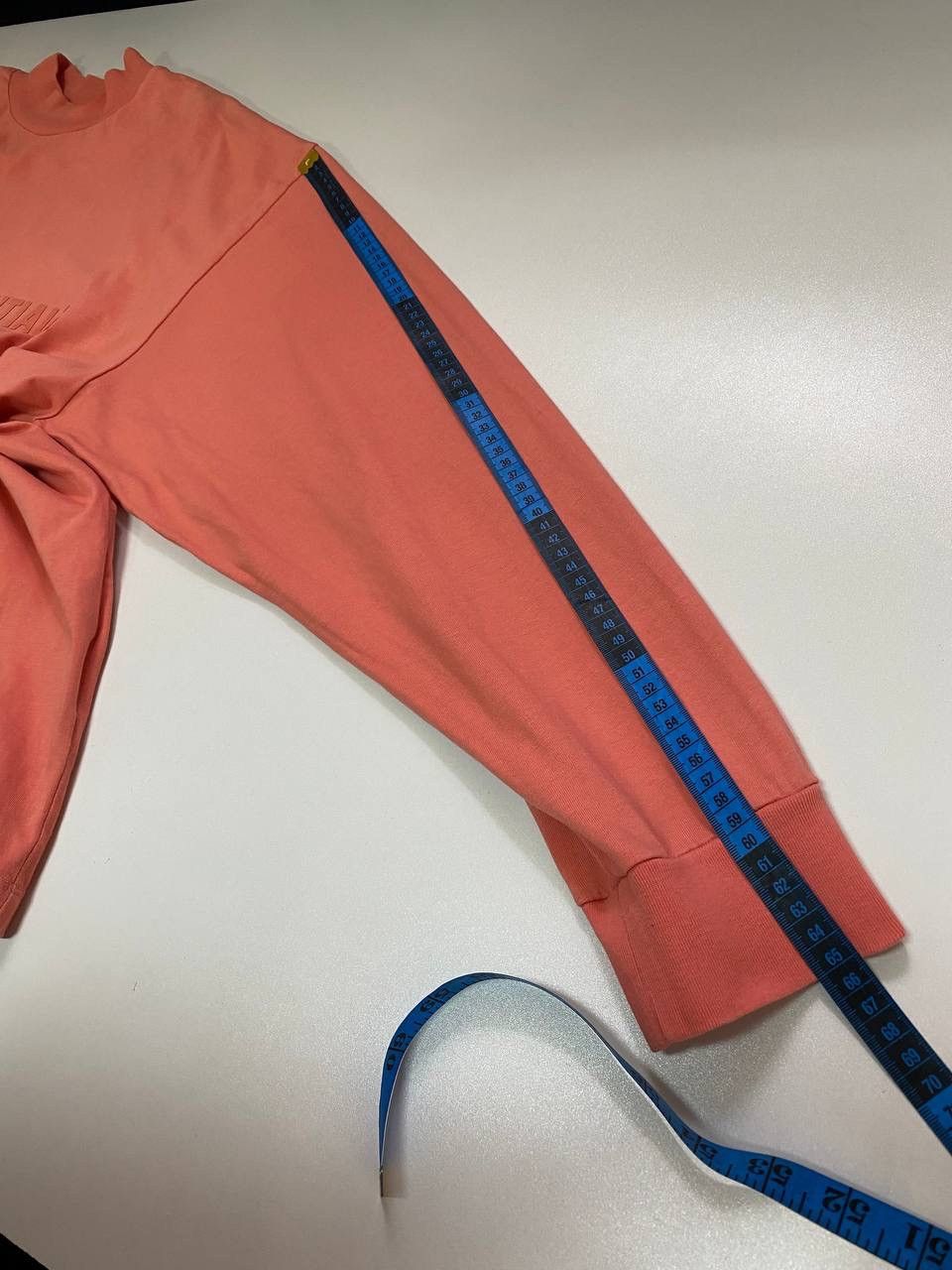 Essentials Essentials Fear Of God streetwear long sleeve size L Size US L / EU 52-54 / 3 - 18 Thumbnail