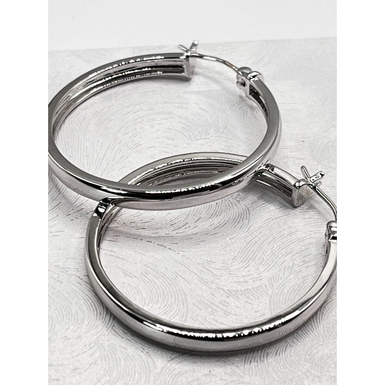 The Unbranded Brand 925 Sterling Silver 2.5mm Hoop Earrings 1 5/16" Across Size ONE SIZE - 1 Thumbnail