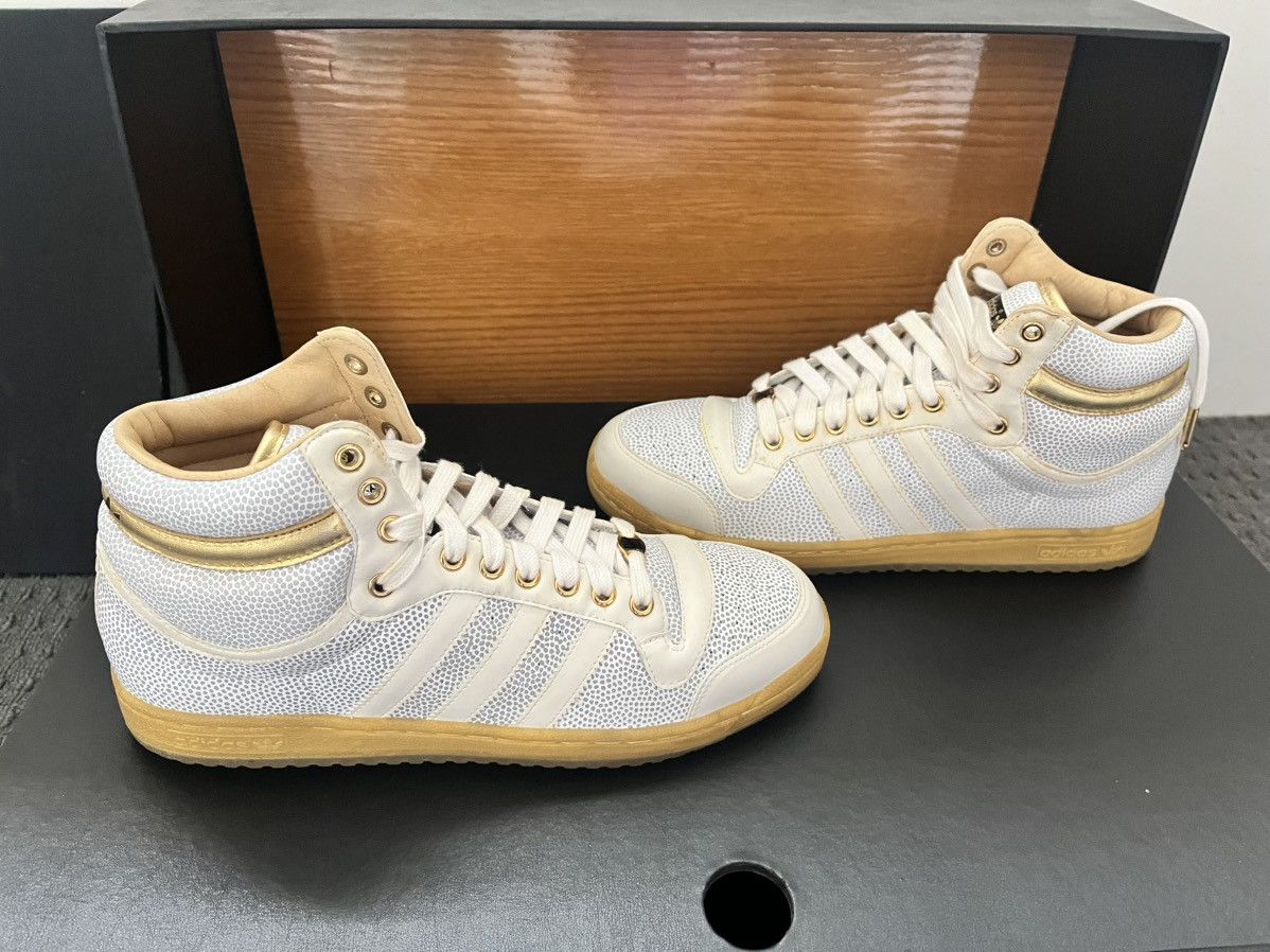 Adidas × Undefeated Adidas Top 10 Hi Undefeated x Estevan Oriol - 336/650 Size US 10 / EU 43 - 2 Thumbnail