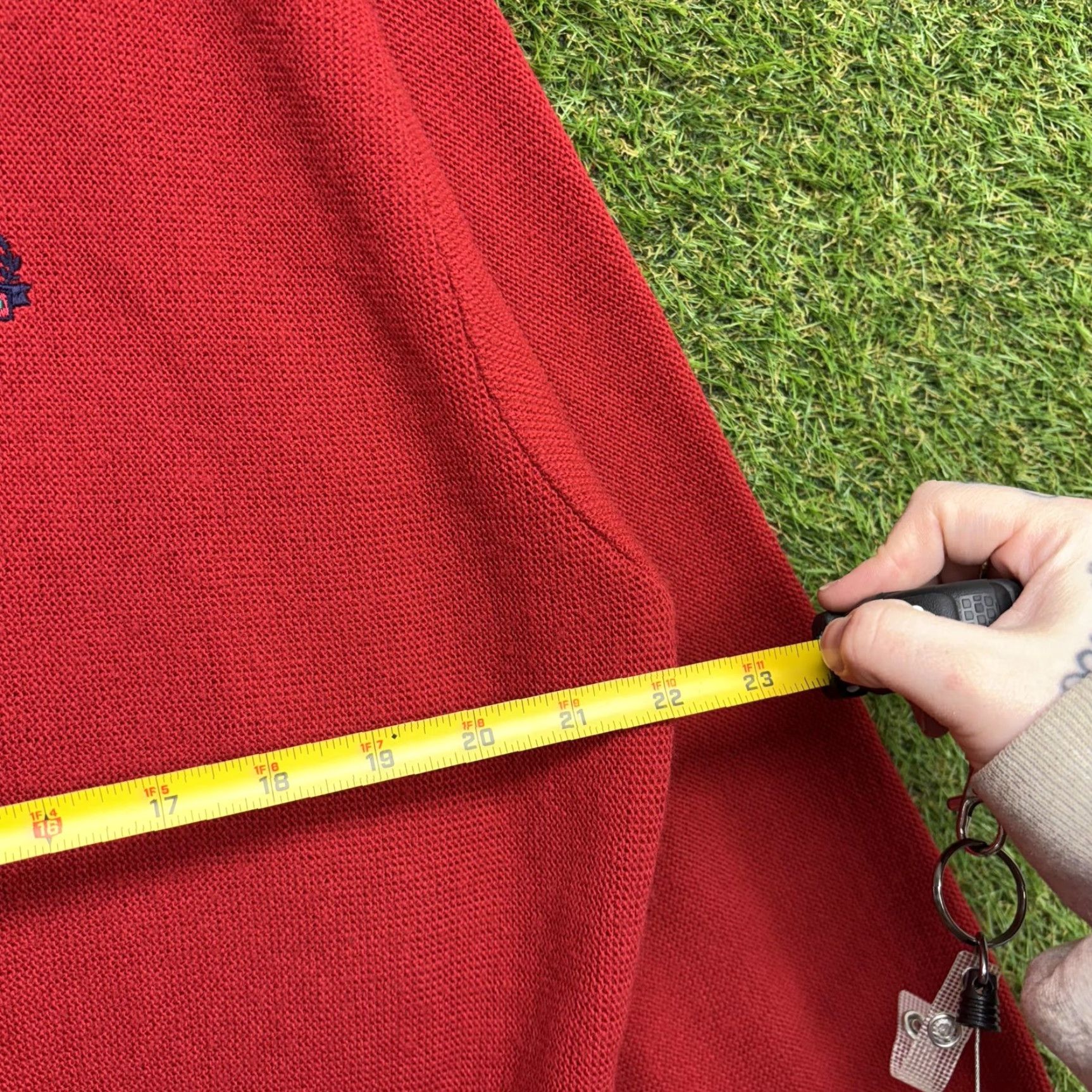Izod VINTAGE IZOD Cardigan Sweater Mens Large Red Knit Crest Logo Preppy All Seasons Size US L / EU 52-54 / 3 - 3 Thumbnail