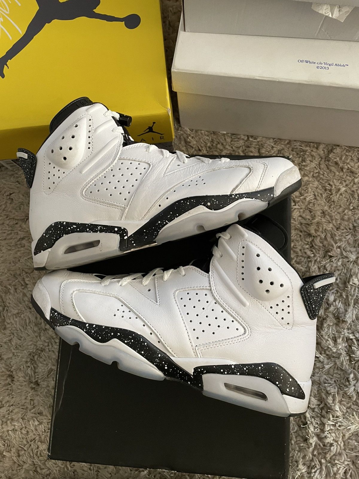 Jordan Brand Jordan 6 Reverse Oreo Size US 11 / EU 44 - 2 Thumbnail