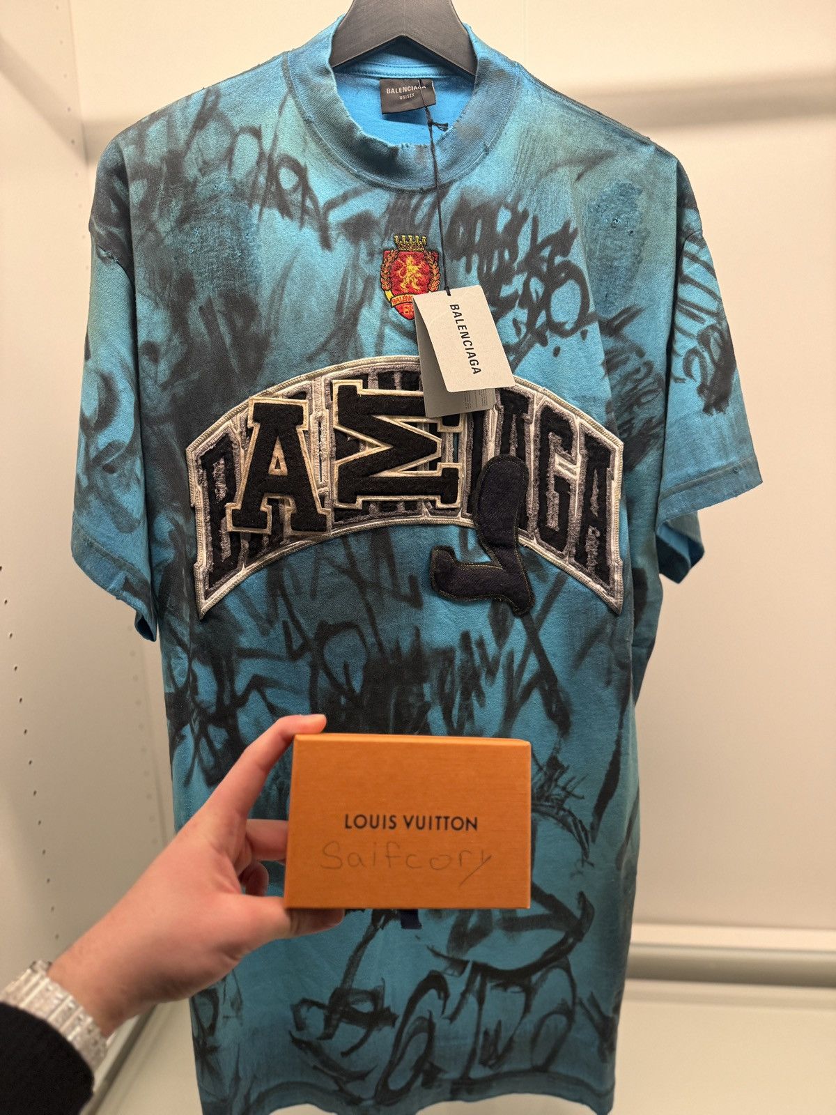Balenciaga Balenciaga skater graffiti T-shirt Size US M / EU 48-50 / 2 - 12 Thumbnail