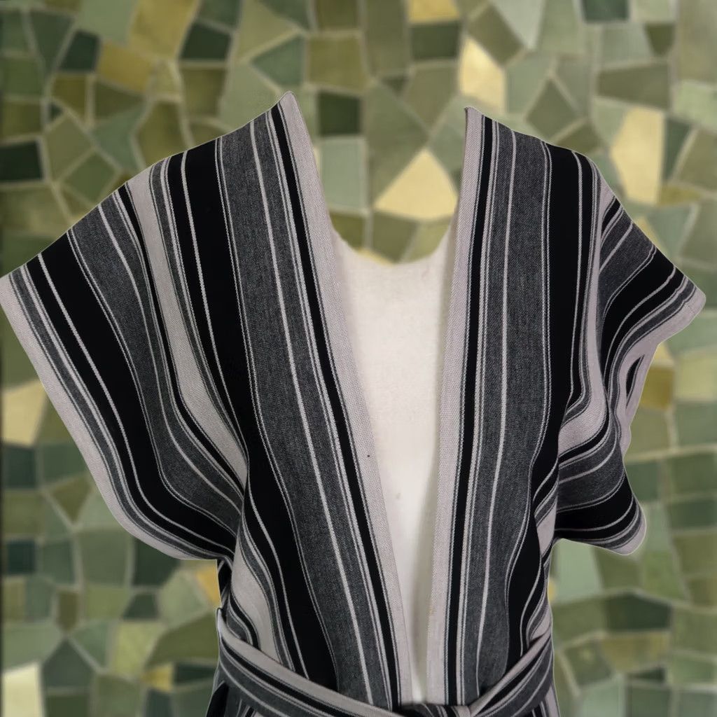 Vintage VINTAGE Act III Grey Striped Sleeveless Kimono Vest Belted Wrap Jacket Shirt Dress? Size M / US 6-8 / IT 42-44 - 1 Thumbnail