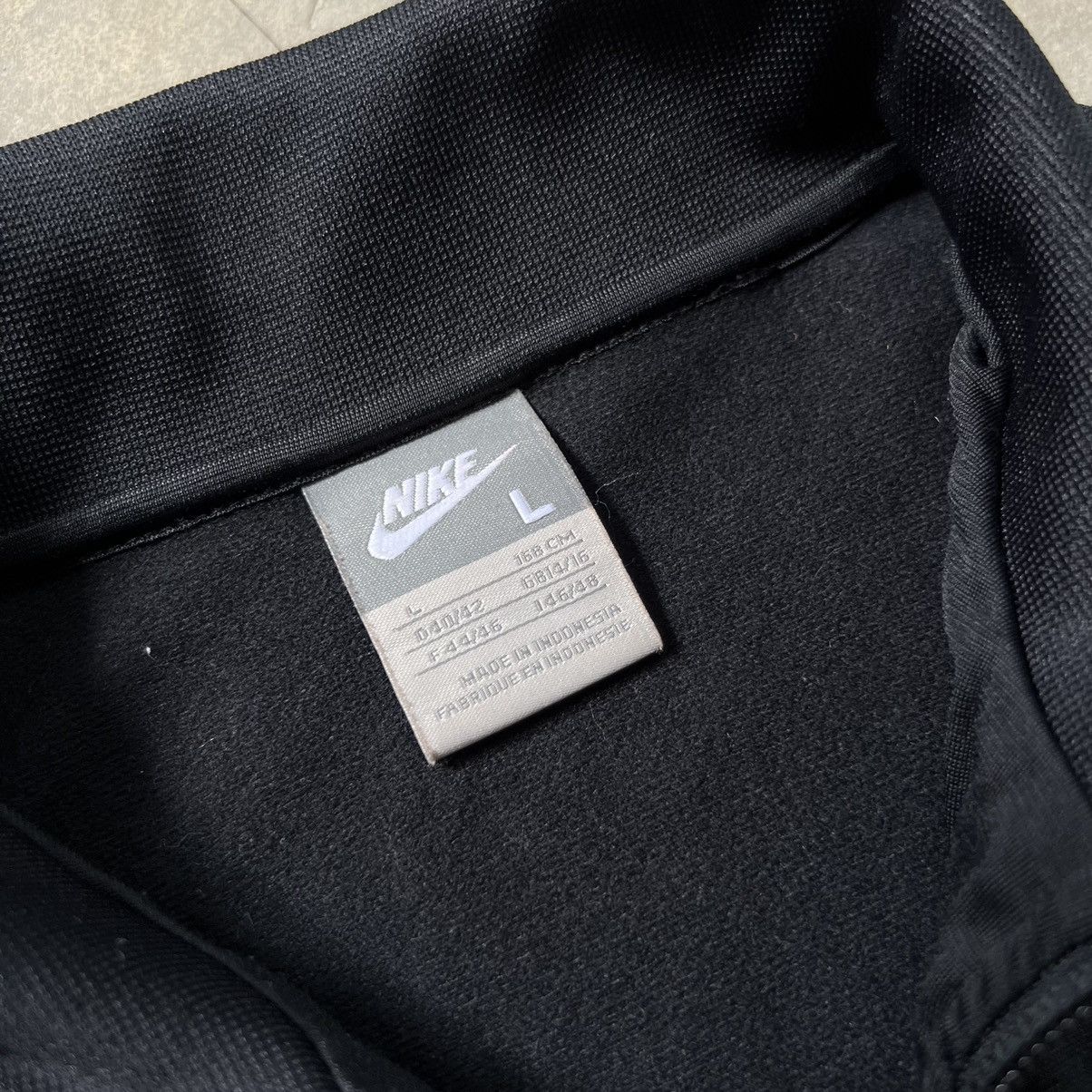 Nike Y2K Nike Crop Track Jacket Size L / US 10 / IT 46 - 4 Thumbnail