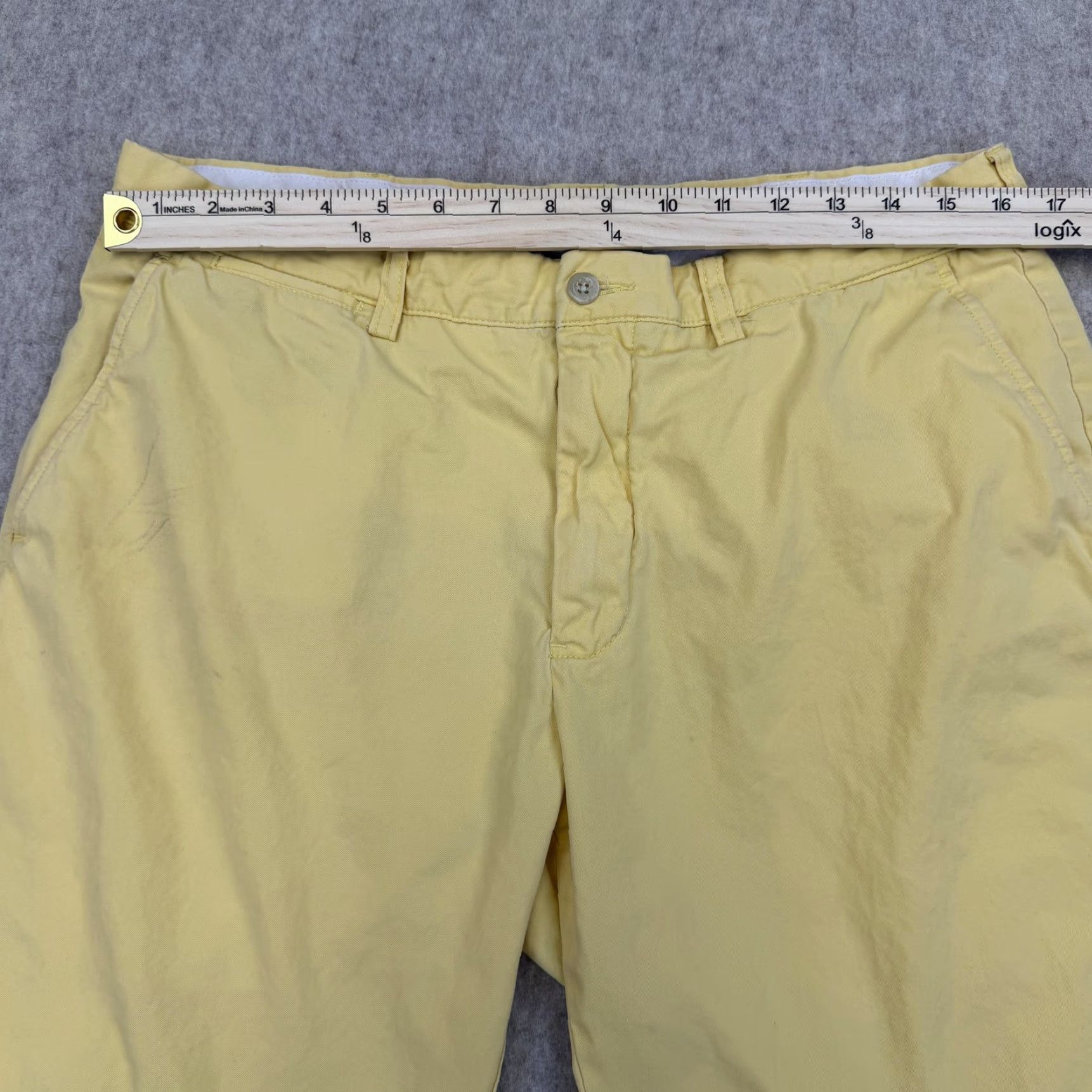 Polo Ralph Lauren Polo Ralph Lauren Shorts Mens 35 Yellow Chino Flat Front Casual Size US S / EU 44-46 / 1 - 7 Thumbnail