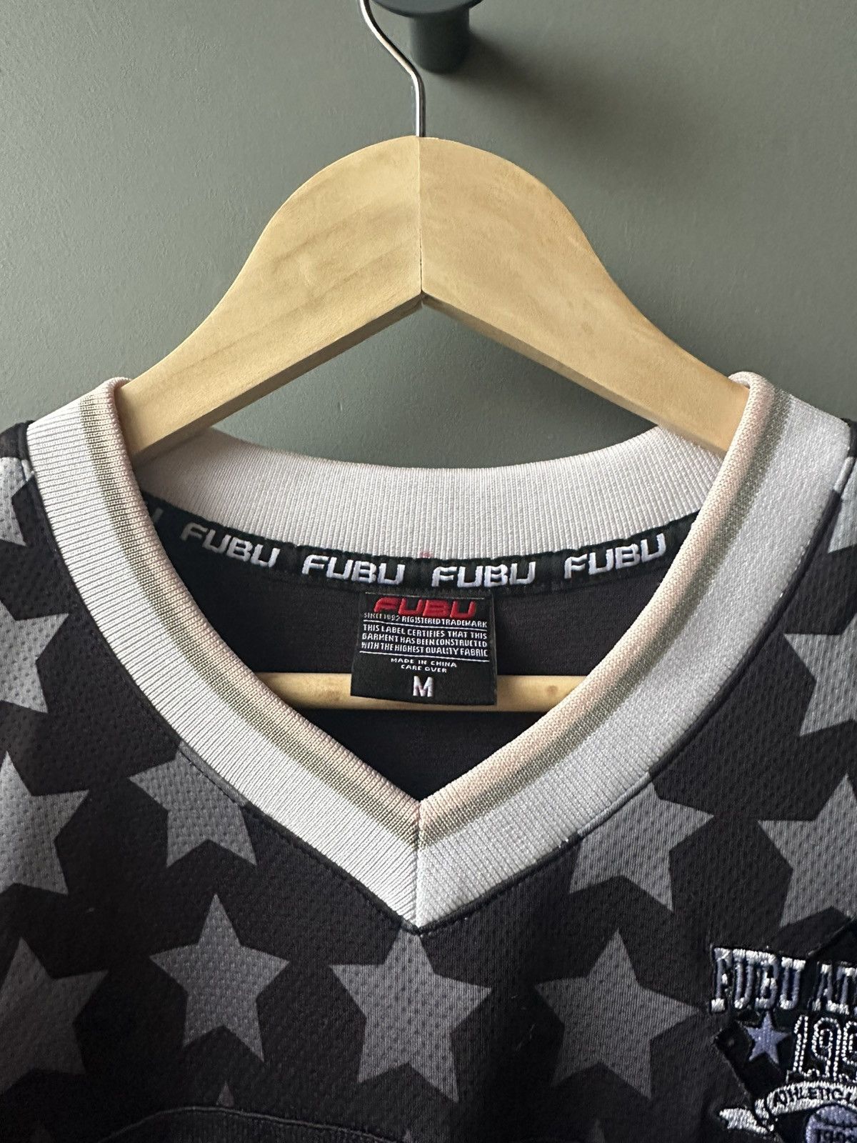 Fubu Fubu Harlem Long Jersey 1992 Size M Size US M / EU 48-50 / 2 - 3 Thumbnail