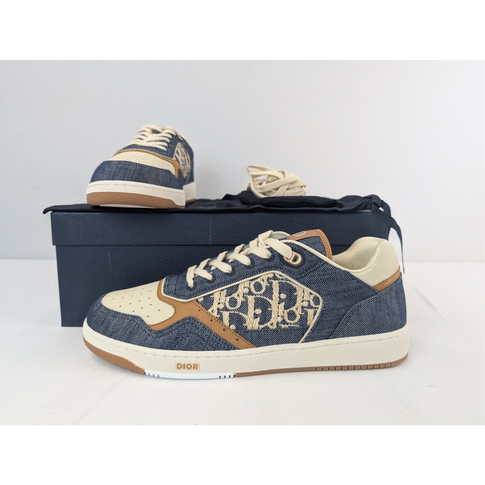 Dior o1rshd1 B27 Raffia Denim Uptown Low-Top Sneaker Blue/Brown Size US 13 / EU 46 - 21 Thumbnail