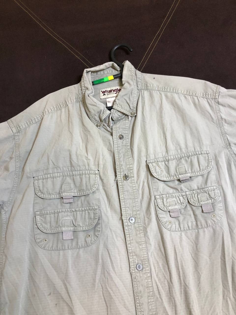 Wrangler Vintage Wrangler Men's Khaki Button-Up Shirt Short Sleeve Size US XL / EU 56 / 4 - 5 Thumbnail