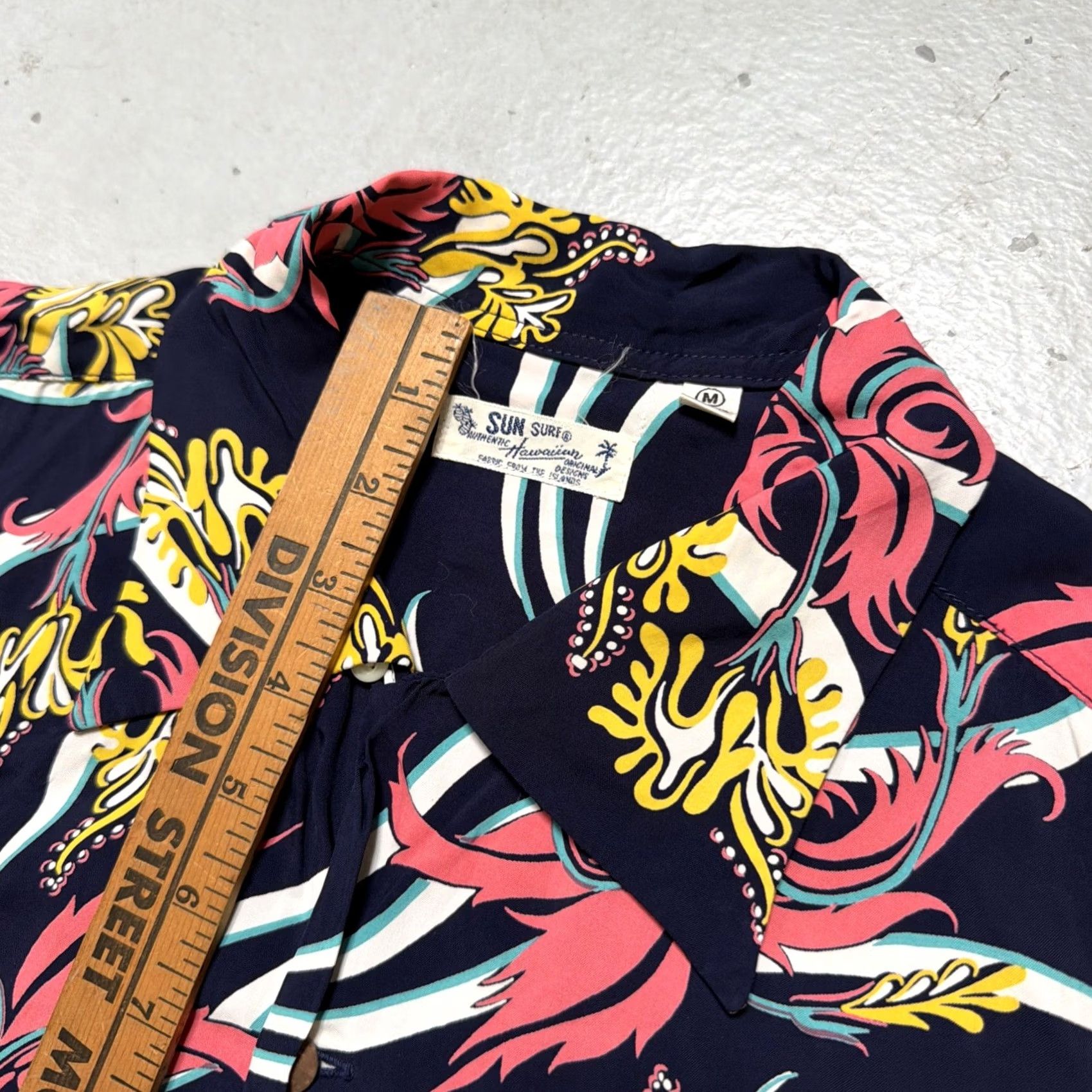 Sun Surf Sun Surf Hawaiian Aloha Shirt Rayon Pattern Button Loop Collar Made Japan M Size US M / EU 48-50 / 2 - 3 Thumbnail