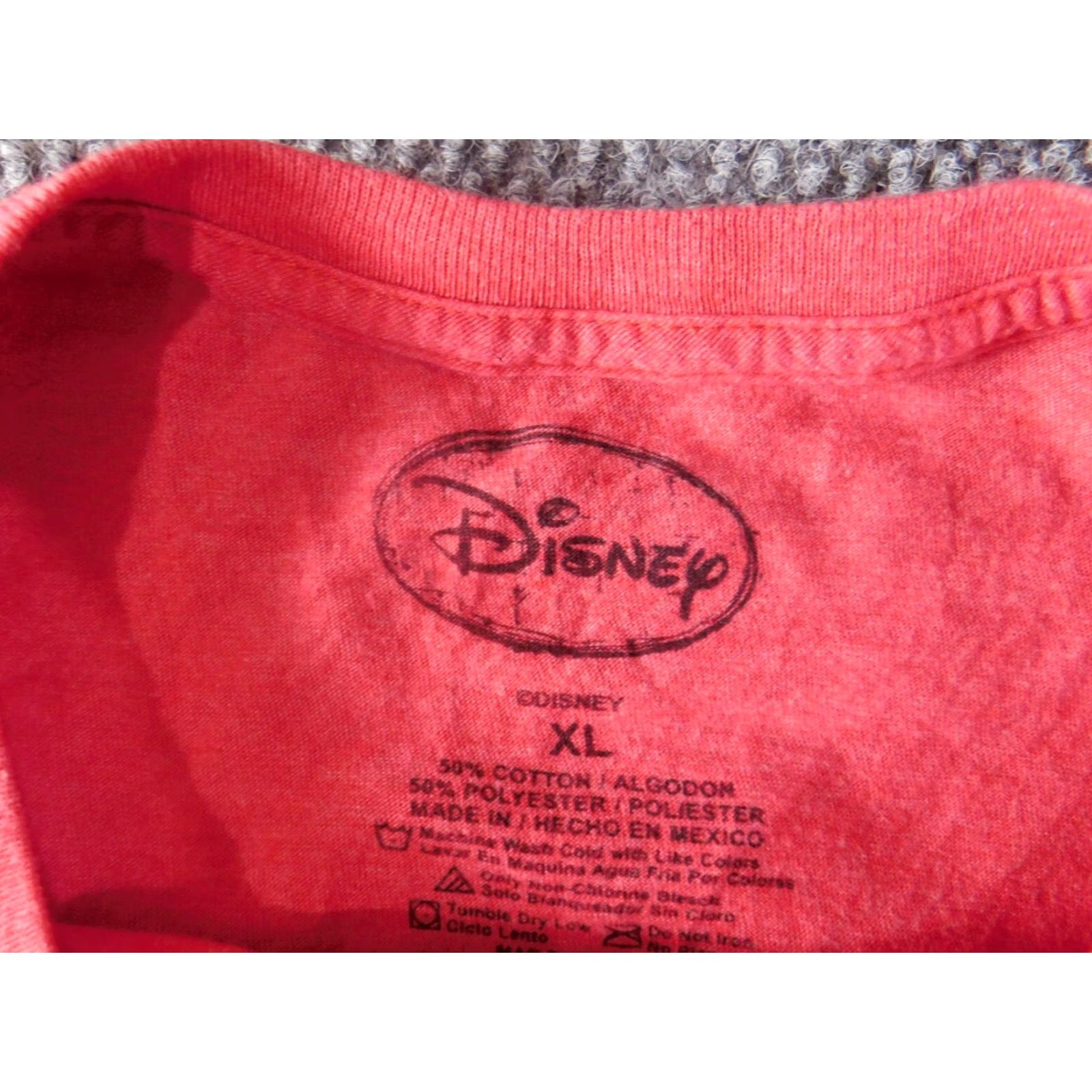 Disney Disney Lion King Mens T-Shirt XL Red Crew Neck Short Sleeve Cotton Knit Size US XL / EU 56 / 4 - 5 Thumbnail