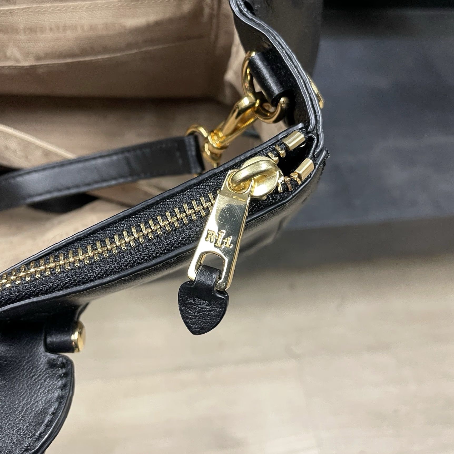 Doublet Lauren Ralph Lauren Bag Black Leather Newbury Double Zip Crossbody Gold Tote Medium Size ONE SIZE - 4 Thumbnail