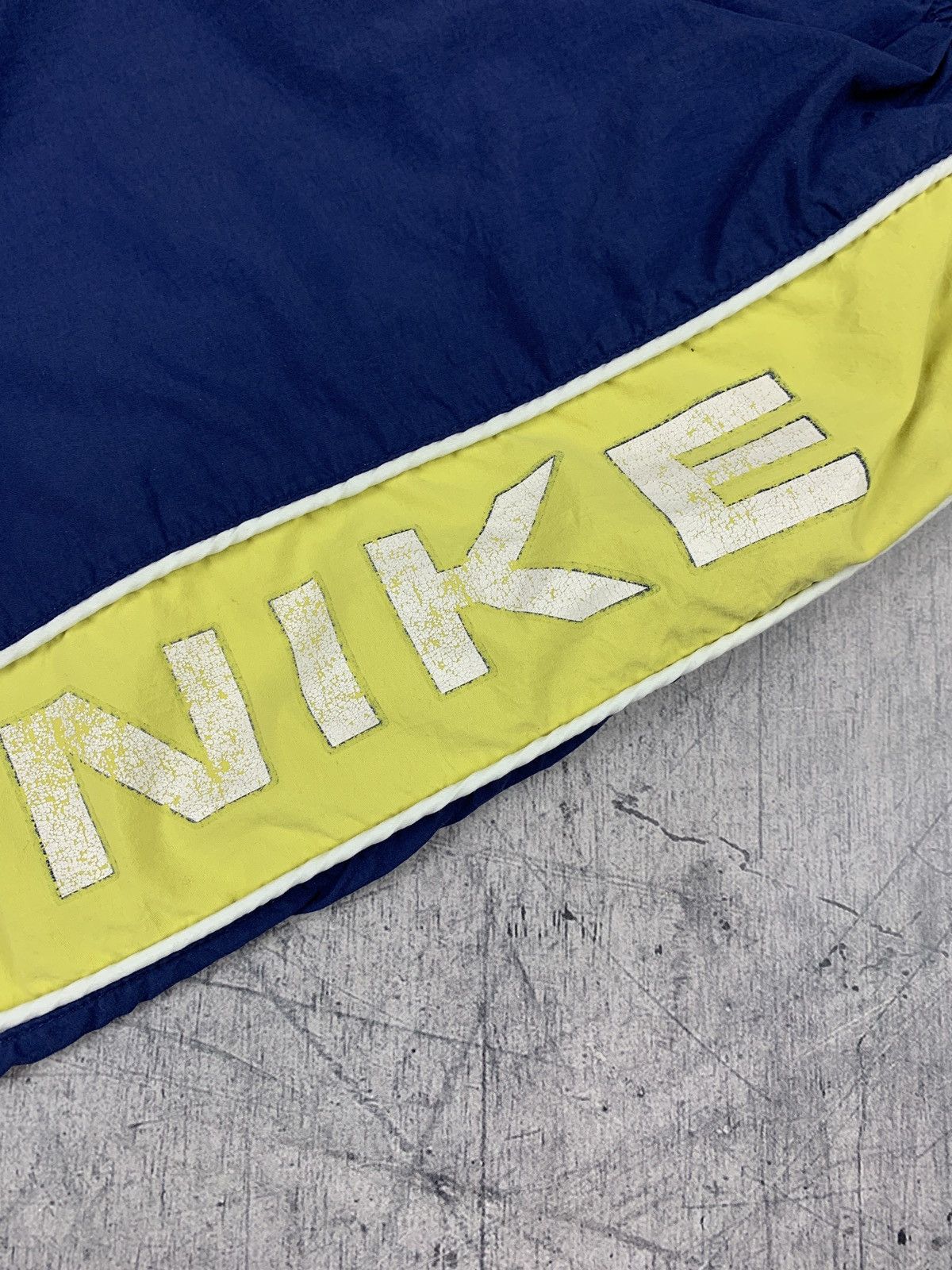 Nike Vintage Nike Swim Retro Shorts Men’s Size S Navy Blue 90’s Size US 30 / EU 46 - 8 Thumbnail