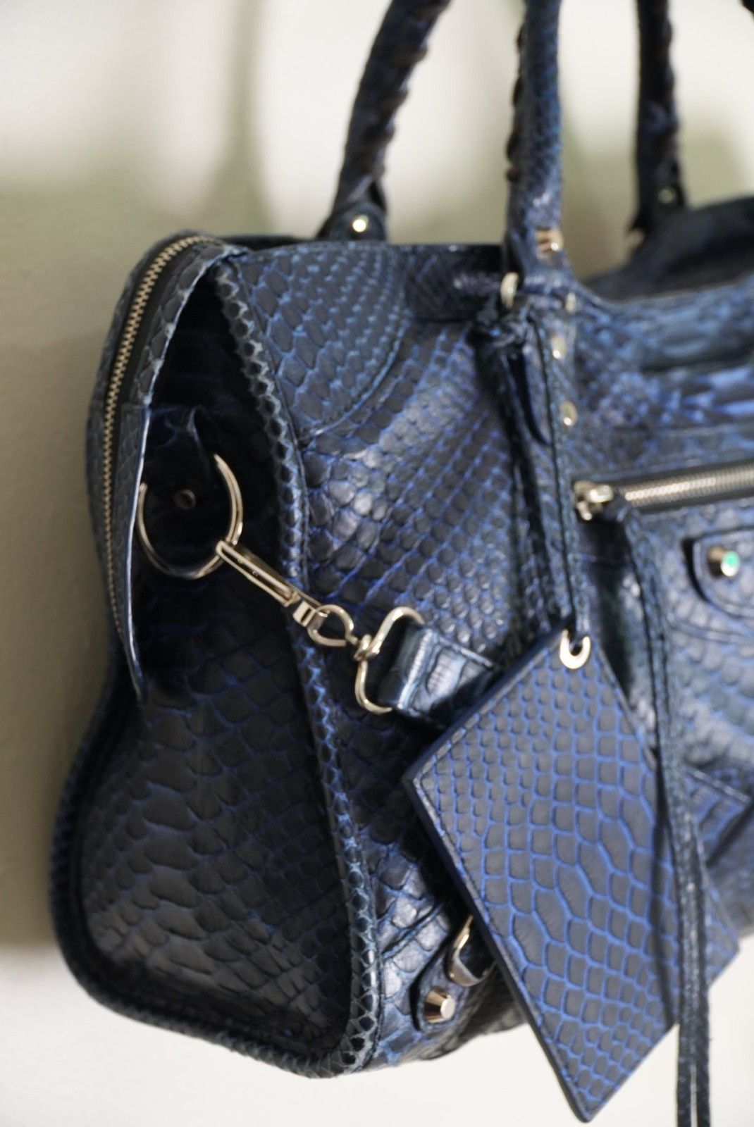 Balenciaga RARE Balenciga 2000’s Blue Python City Bag Size ONE SIZE - 5 Thumbnail
