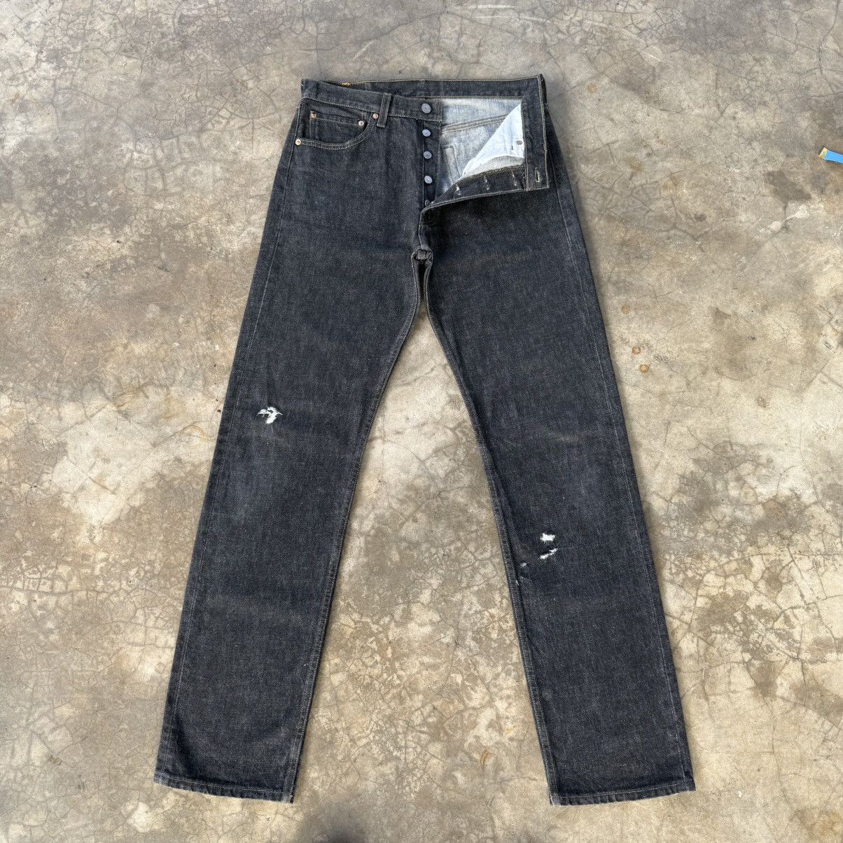 Levi's Vintage Clothing W33x34 Vintage 98' Levi's 501 Black Denim Jean Pants Size US 33 - 1 Thumbnail
