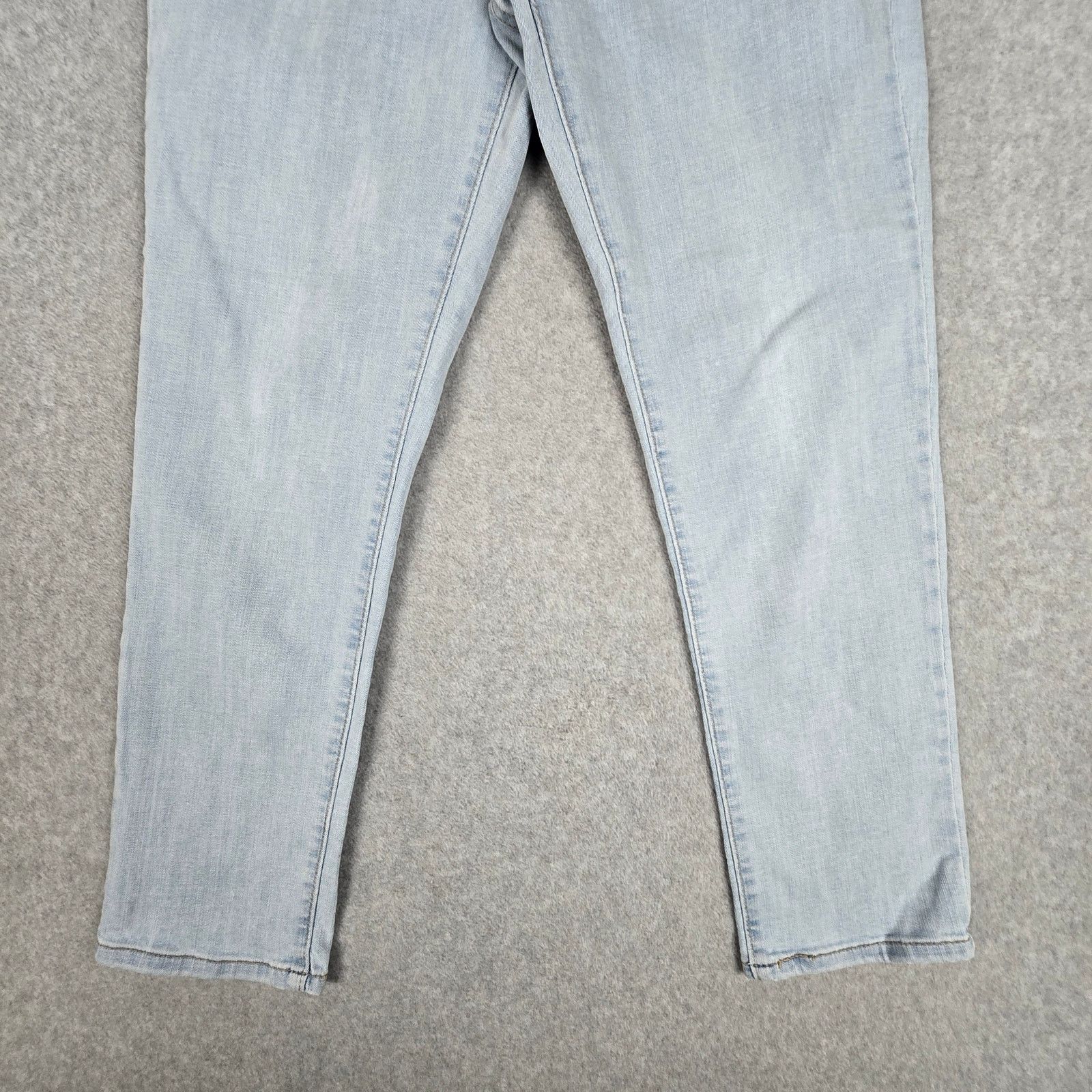 Levi's Levi's Womens 29x27 Boyfriend Jeans Light Wash Size 29" - 5 Thumbnail