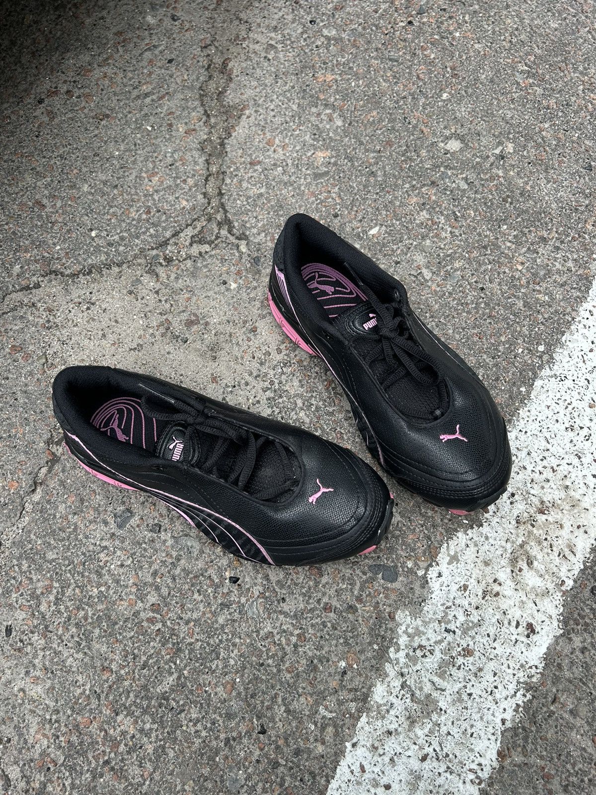 Puma × Vintage 2000s Puma Vintage Sneakers black pink Size US 6 / IT 36 - 3 Thumbnail