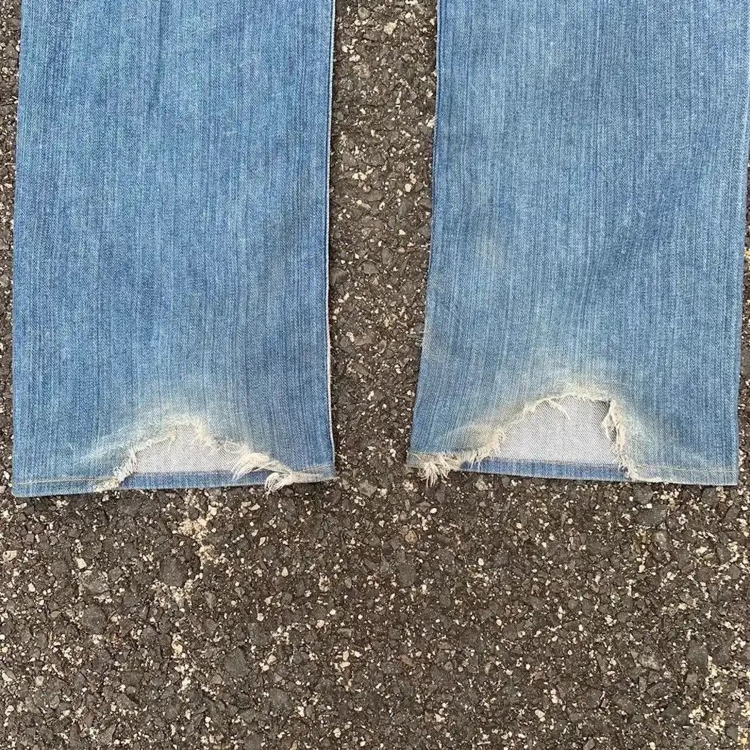 Jimmy Taverniti DESIGNER DENIM TAVERNITI JEANS BY JIMMY TAVERNITI DISTRESSED Size US 33 - 21 Thumbnail