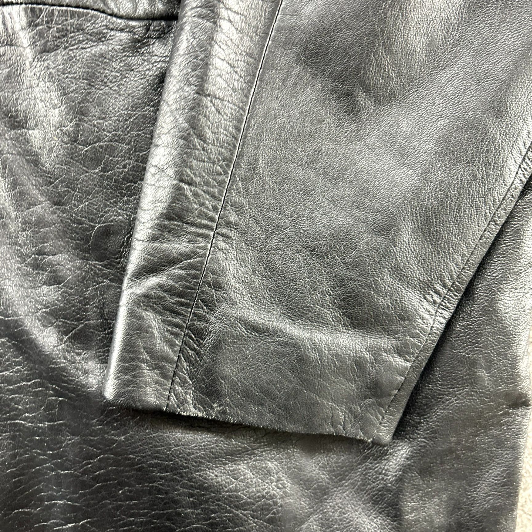 Vintage VINTAGE Wilsons Leather Jacket Overcoat Jacket Black XLT Mens Long 90s Western Quilted Zipper Lined Polyester Thinsulate Dry Clean Only Size US XL / EU 56 / 4 - 6 Thumbnail