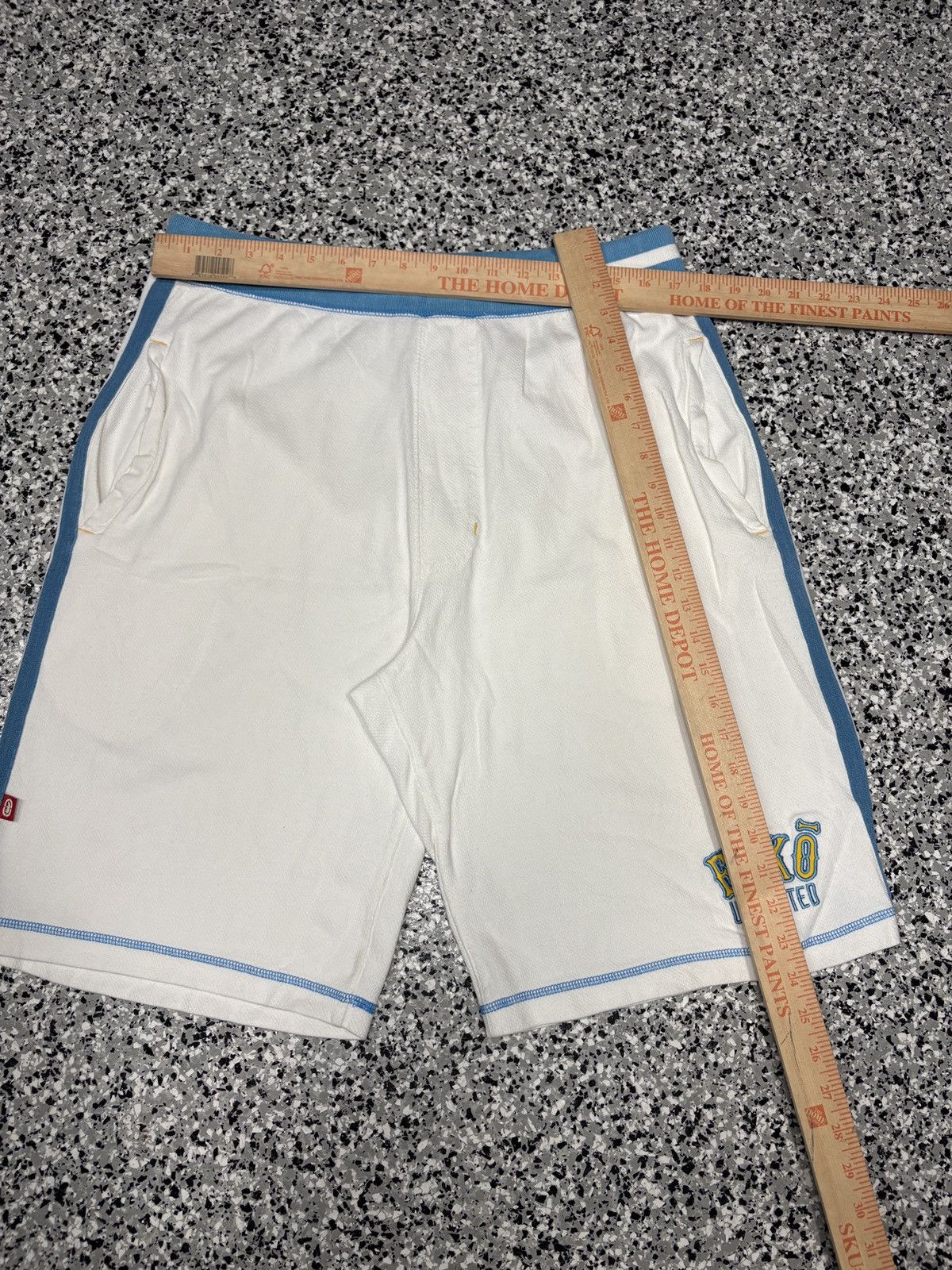 Ecko Unltd. Y2K Ecko Untld. Embroidered White Baggy Sweat Shorts Size L Size US 34 / EU 50 - 6 Thumbnail