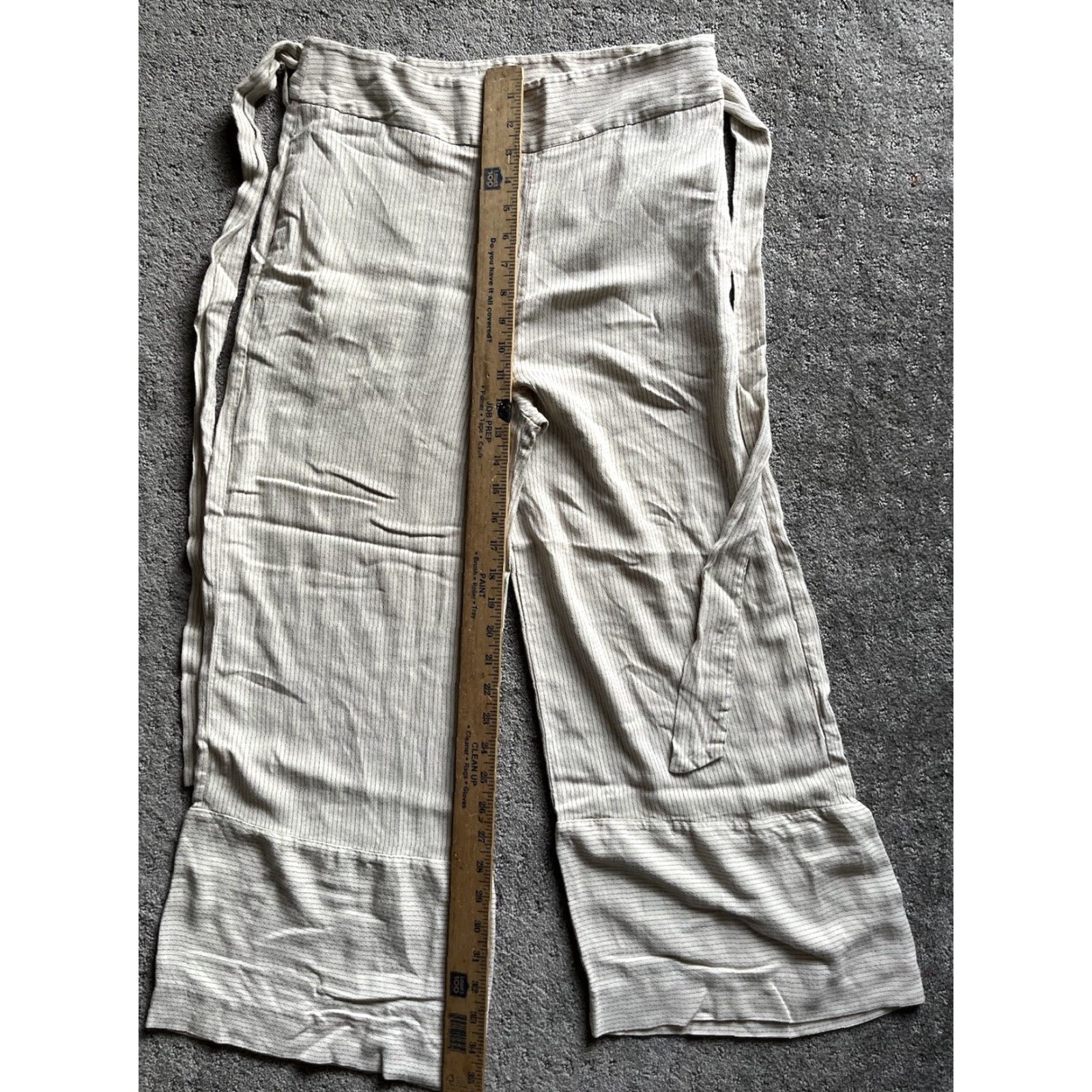H&M H&M Womens Pants 10 Tan Ultra High Waist Crop Wide Leg Pleated Self Tie Capris Pants Adult Regular Tan/Cream 90s-inspired? Size 32" / US 10 / IT 46 - 7 Thumbnail