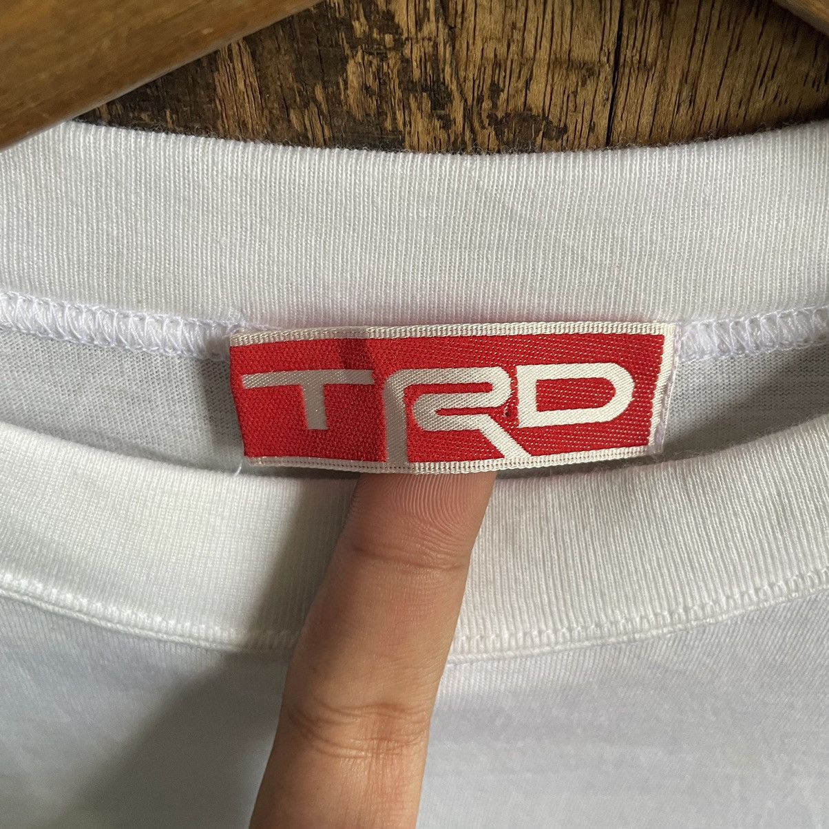 Vintage Vintage Toyota TRD Signature Logo Racing Tshirt Size US L / EU 52-54 / 3 - 5 Thumbnail
