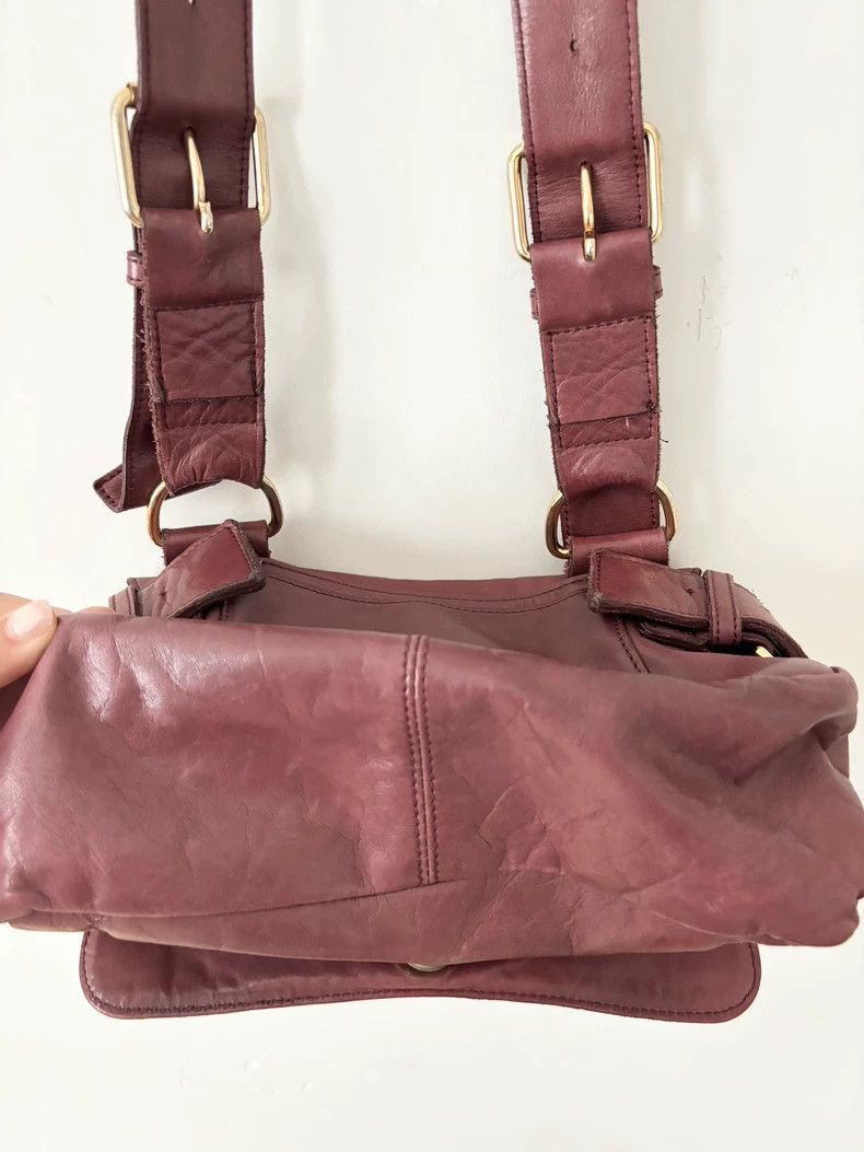 Vivienne Westwood Vivienne Westwood Rose red Saturn embossed postman's bag Size ONE SIZE - 6 Thumbnail