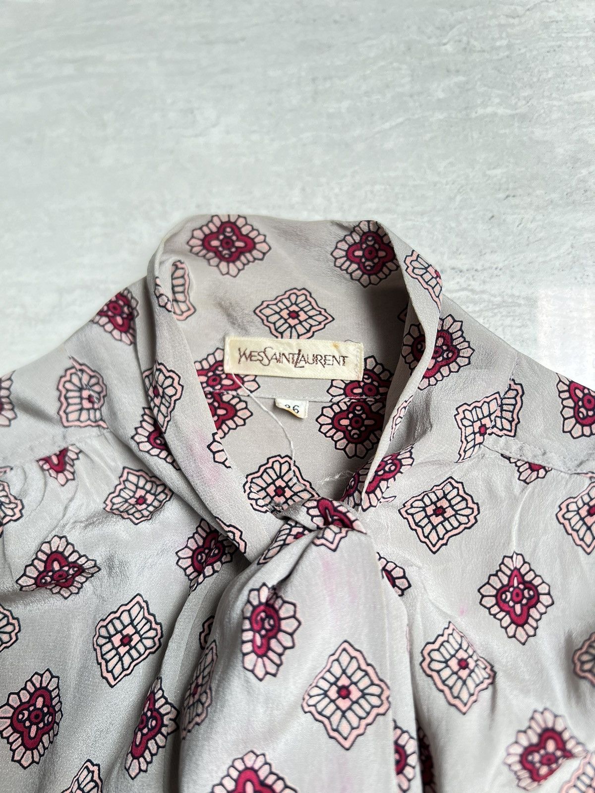 Yves Saint Laurent Yves Saint Laurent YSL Motive Blouse Size L / US 10 / IT 46 - 10 Thumbnail