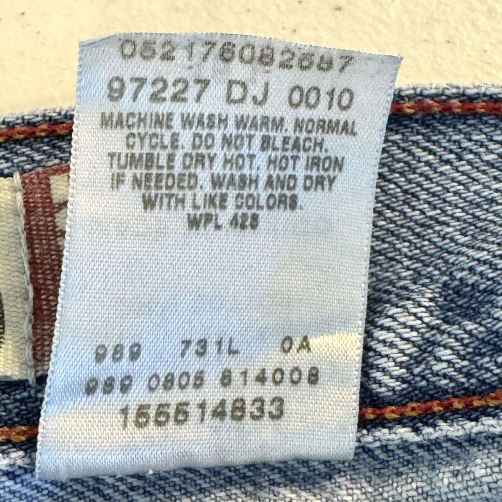 Levi's VINTAGE Levi's 550 Jeans Womens 16 Long Blue Relaxed Tapered Leg Denim 00s Ladies Size 38" / US 16 / IT 52 - 6 Thumbnail