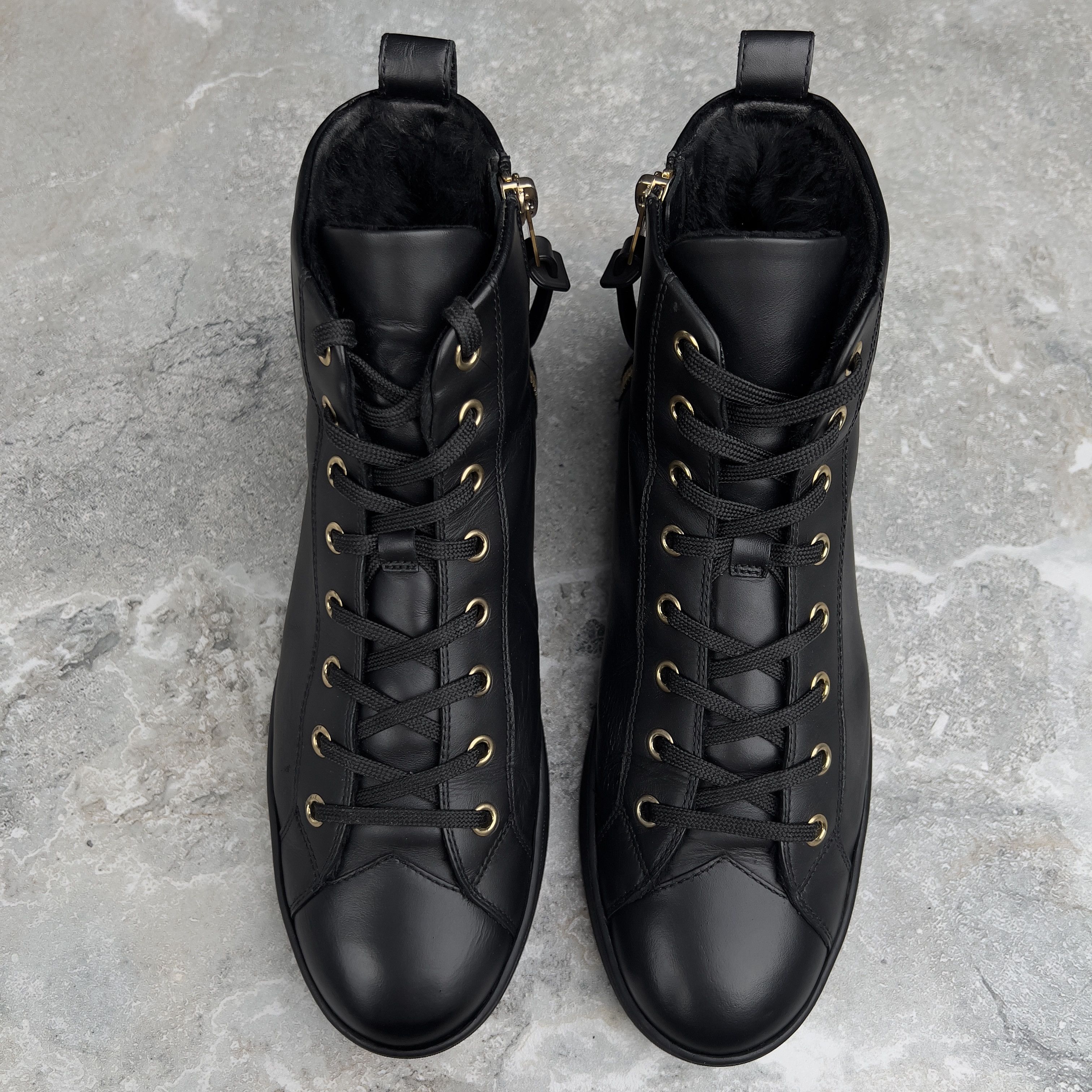 Louis Vuitton Louis Vuitton Stellar LV Fur Sneakers Boots Leather Size US 8 / IT 38 - 2 Thumbnail