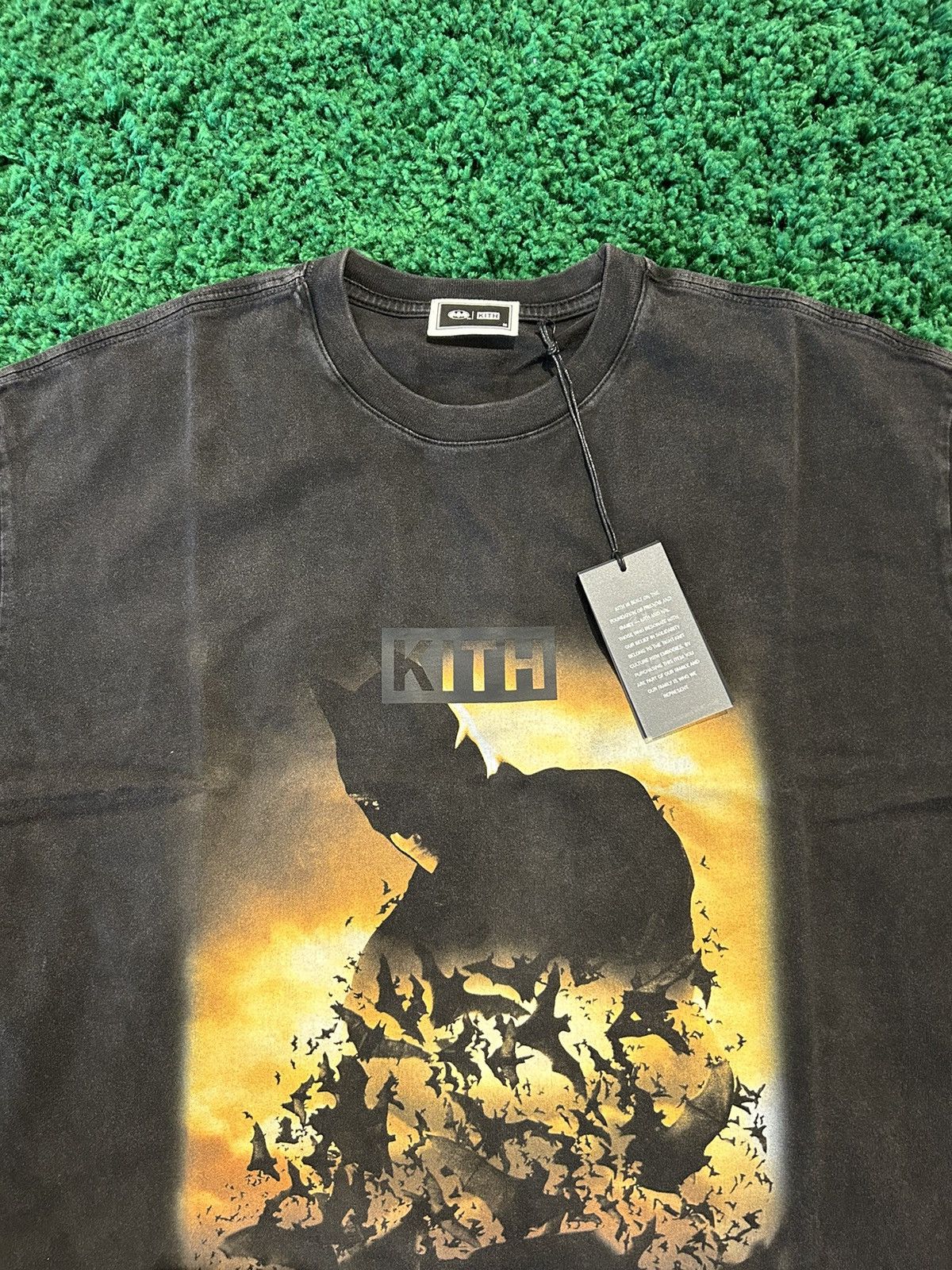 DC Comics × Kith Kith x Batman Begins Vintage Black Tee Size US M / EU 48-50 / 2 - 4 Thumbnail