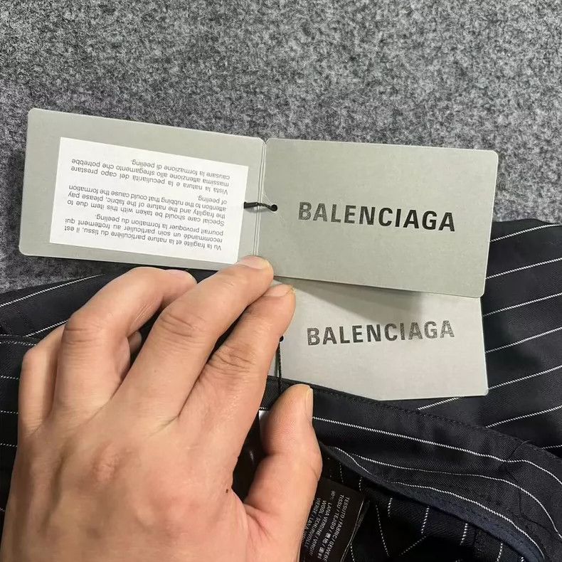 Balenciaga Balenciaga size 44 Black and white striped trousers Size US 28 / EU 44 - 5 Thumbnail