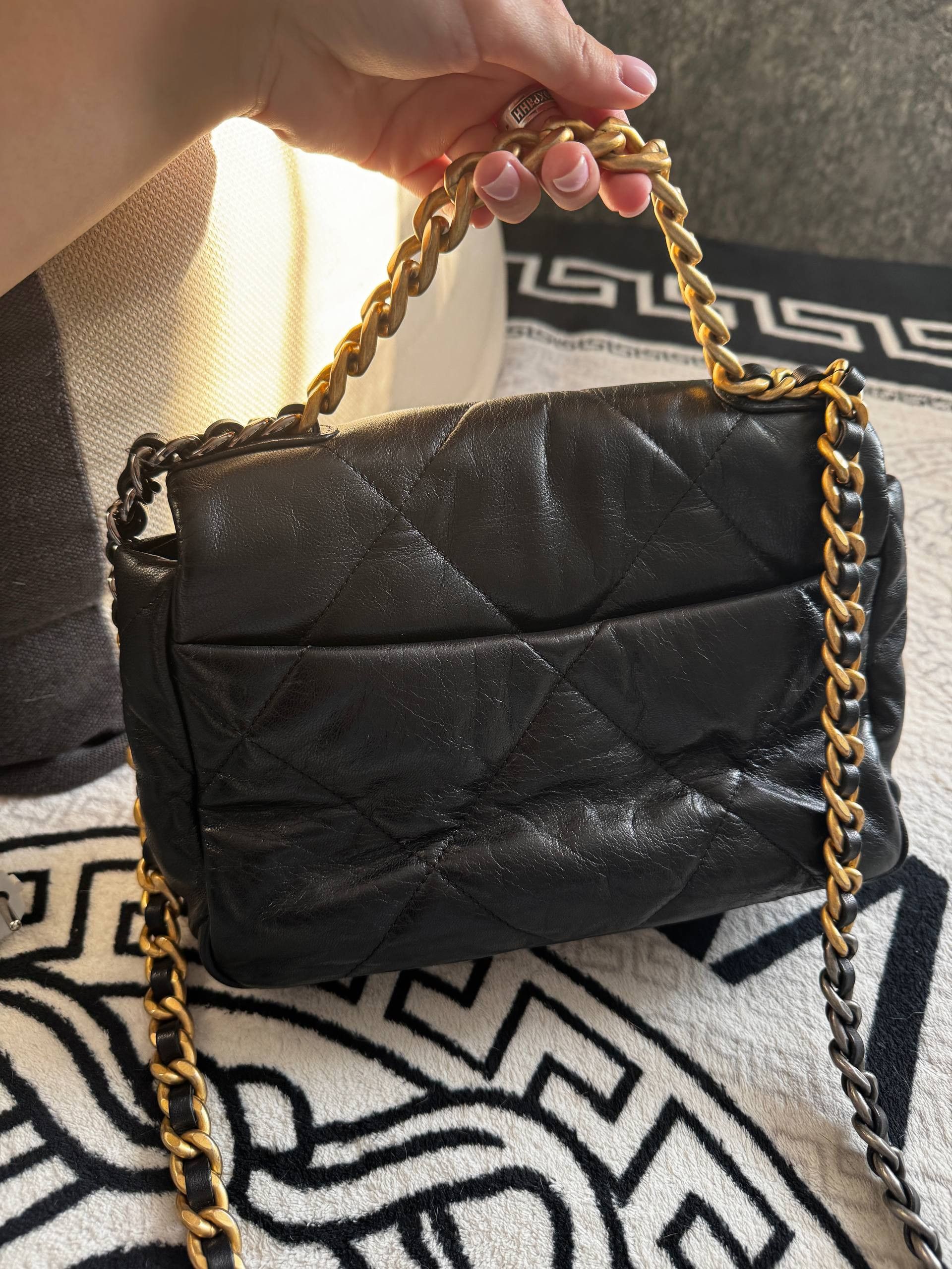 Chanel Chanel 19 leather handbag Size ONE SIZE - 3 Thumbnail