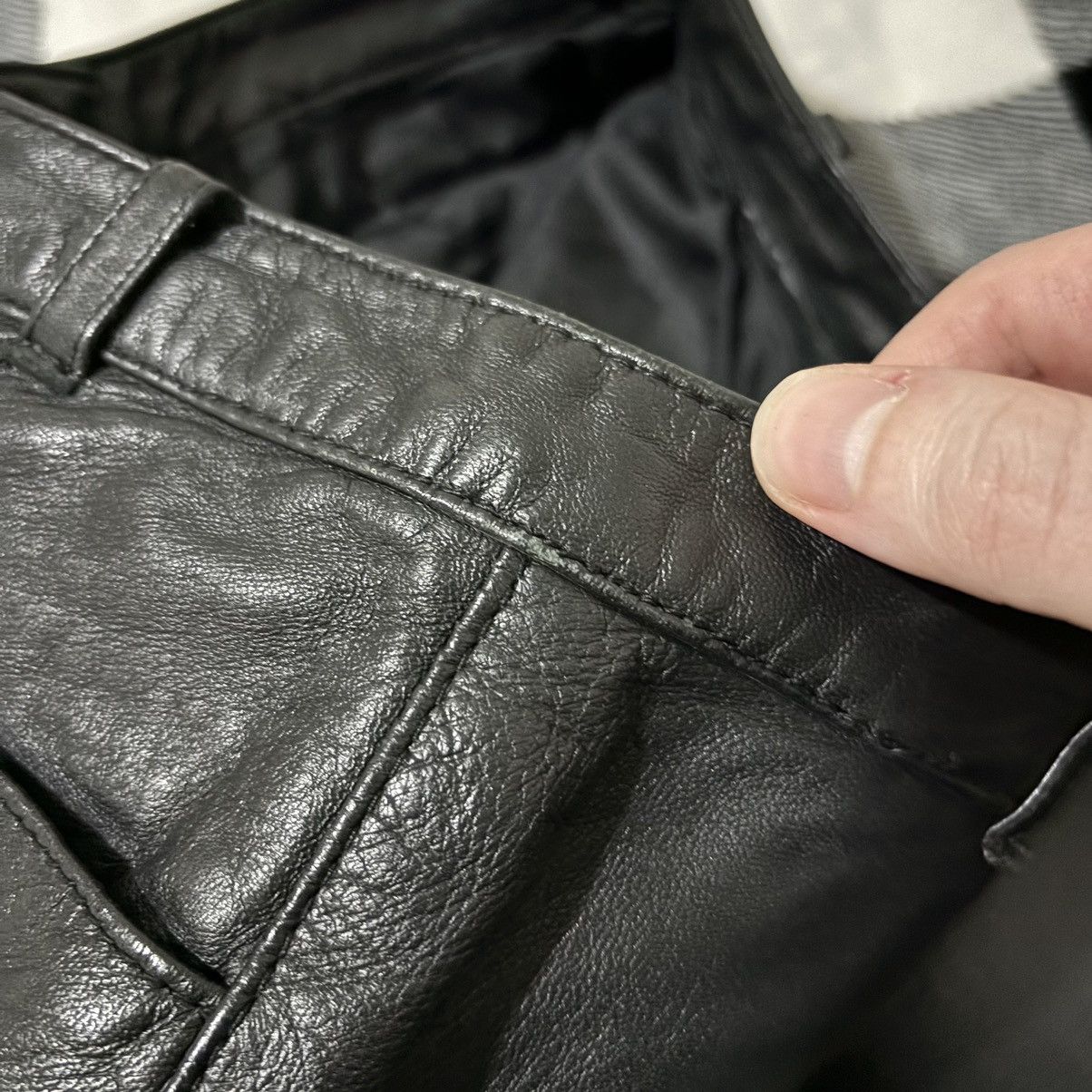 Genuine Leather × Leather × Vintage Vintage 1990s Black Leather Flare Pants Size 27" / US 4 / IT 40 - 7 Thumbnail