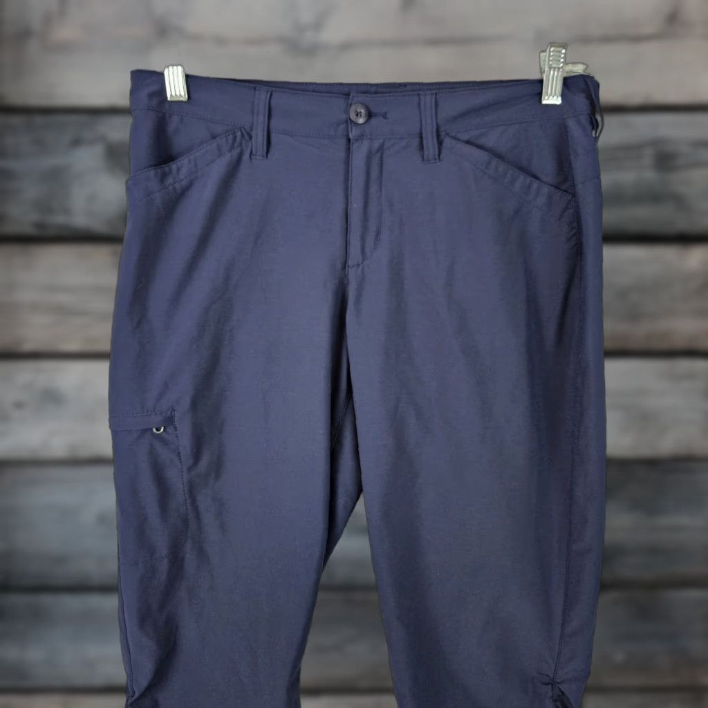 Eddie Bauer Eddie Bauer Womens Cropped Cargo Pants Sz 6 Blue Mid Rise Size 28" / US 6 / IT 42 - 1 Thumbnail
