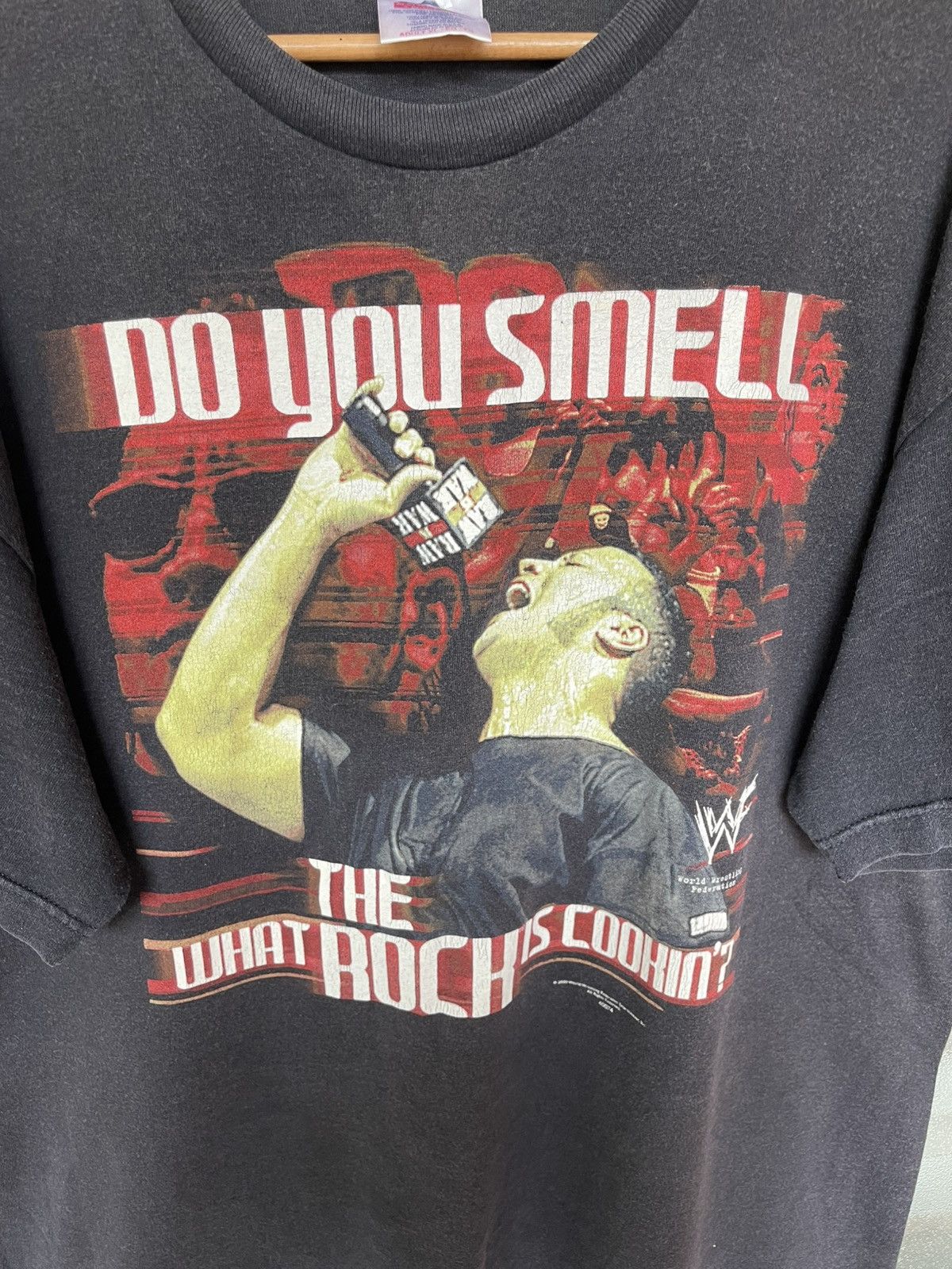 WWF Vintage 00's WWF The Rock "What The Rock Is Cookin' Tee Size US XL / EU 56 / 4 - 4 Thumbnail