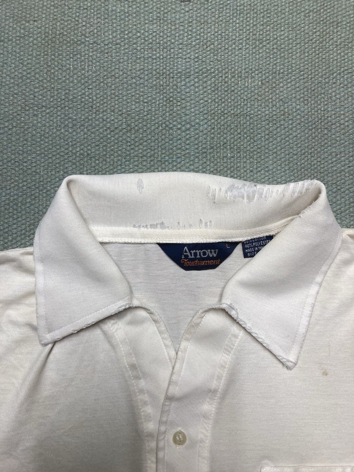Vintage Vintage 70s polo shirt arrow white stained distressed large Size US L / EU 52-54 / 3 - 9 Thumbnail