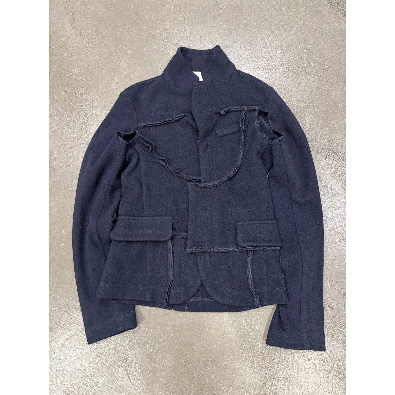 Comme des Garcons Comme des Garçons x H&M Deconstructed Jacket Size US S / EU 44-46 / 1 - 1 Thumbnail