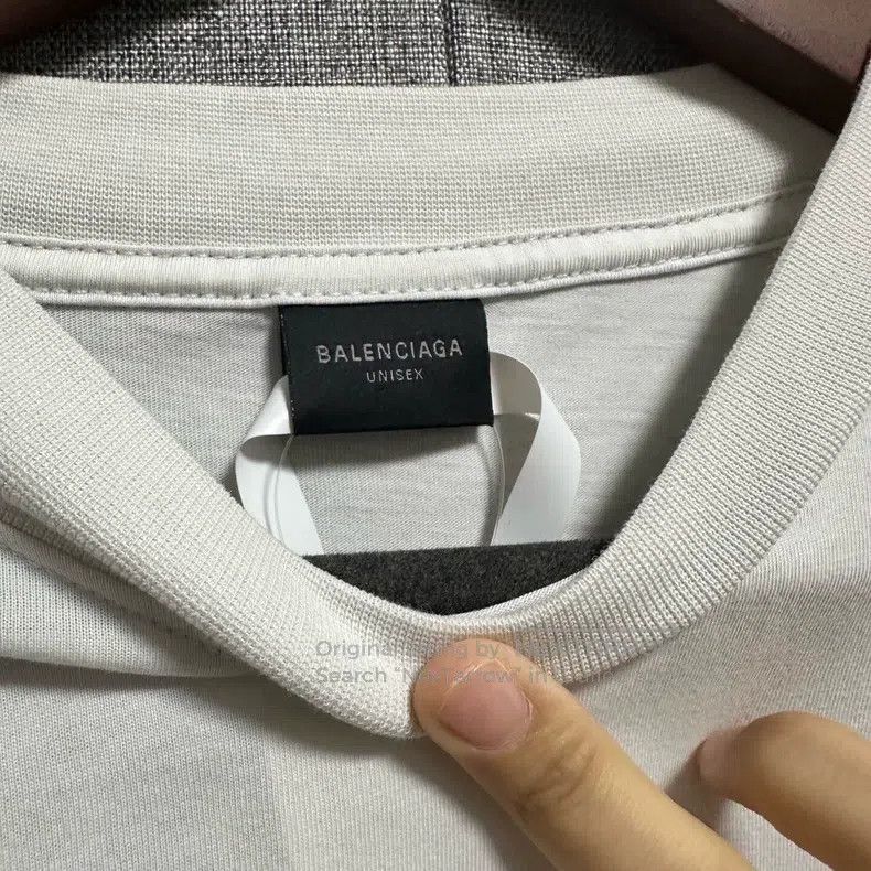 Balenciaga Balenciaga White Round Neck Short Sleeve Size S Size US S / EU 44-46 / 1 - 3 Thumbnail