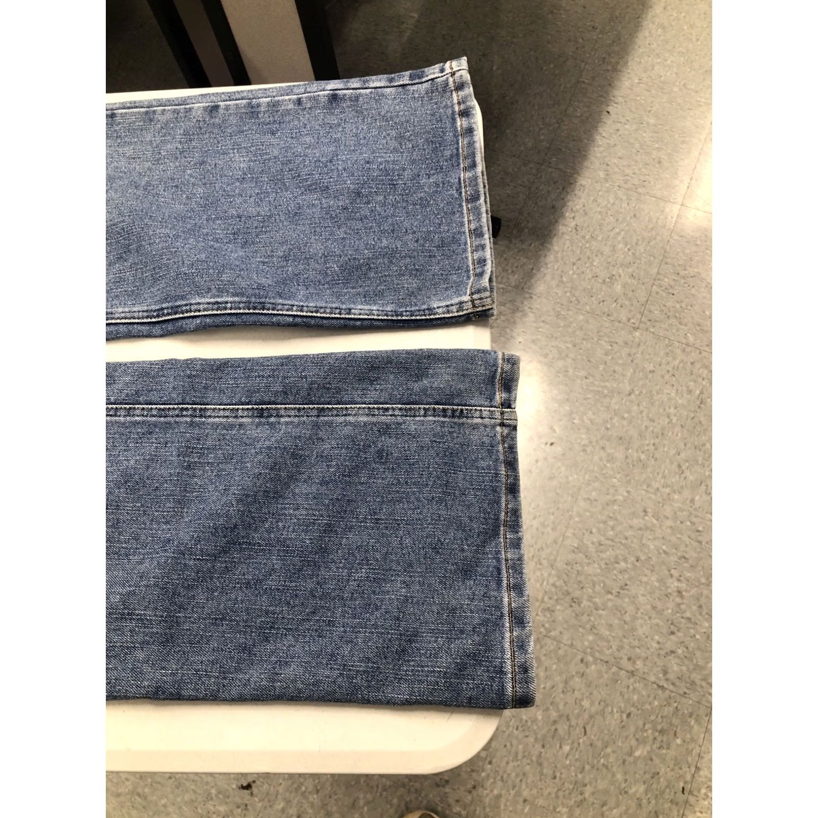Tommy Hilfiger TOMMY HILFIGER Jeans Women's 18 High Rise Bootcut Hipster Denim 38x32.5 Blue 5-Pocket N/A Regular Vintage/HS Girls? Size 40" / US 18 - 6 Thumbnail