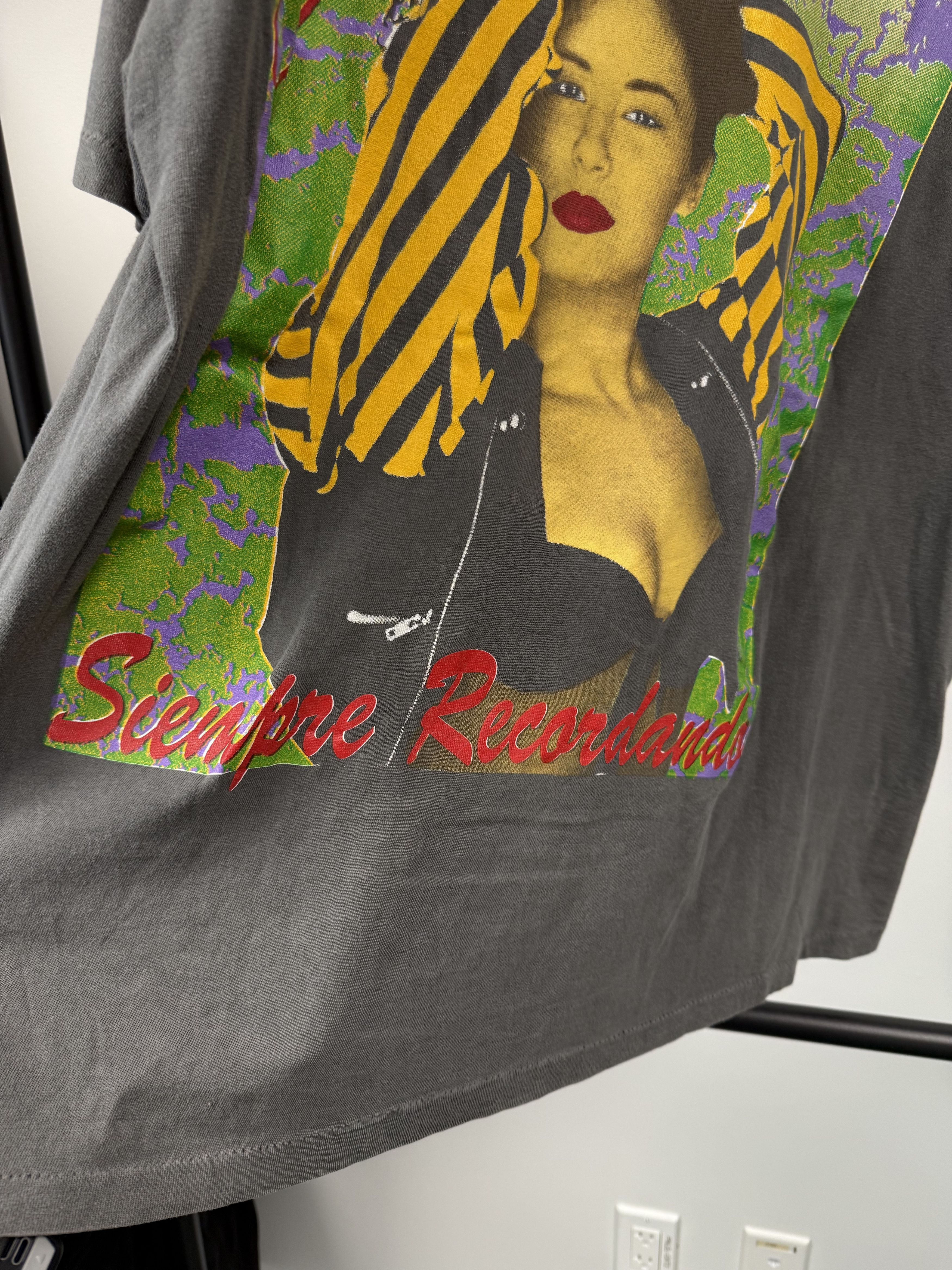 Vintage 90s Selena "Amor Prohibido" Tee - Size XL Size US XL / EU 56 / 4 - 4 Thumbnail
