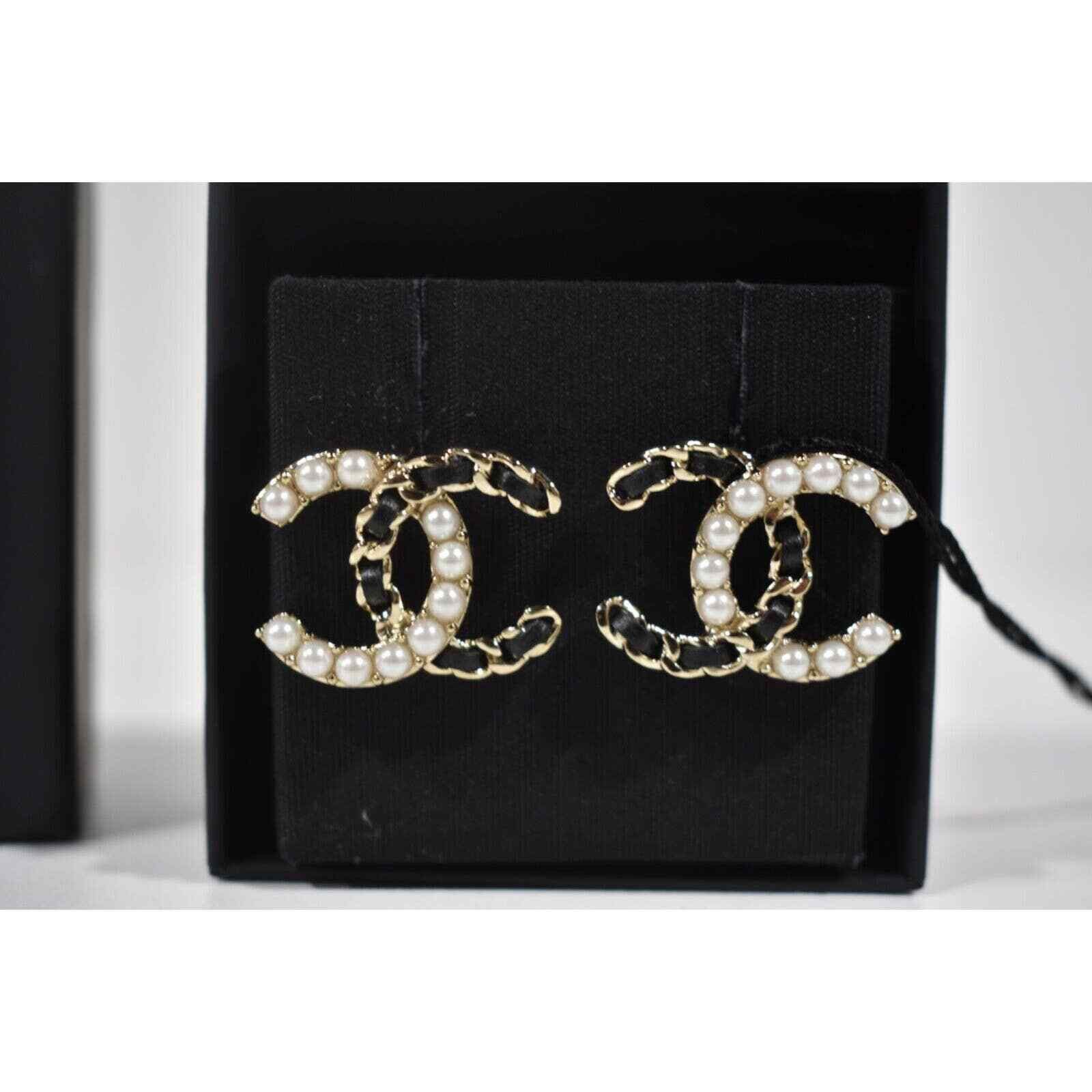 Chanel Chanel Pearl White Gold Black Drop Statement Stud Earrings Size ONE SIZE - 8 Thumbnail