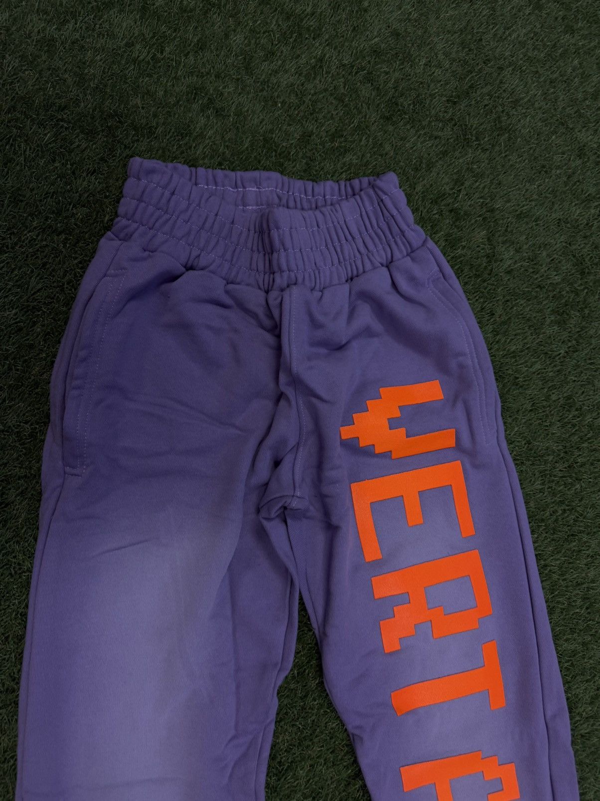 Vertabrae Vertabrae C-2 Sweatpants Purple Orange Size L (NEW) Size US 31 - 7 Thumbnail