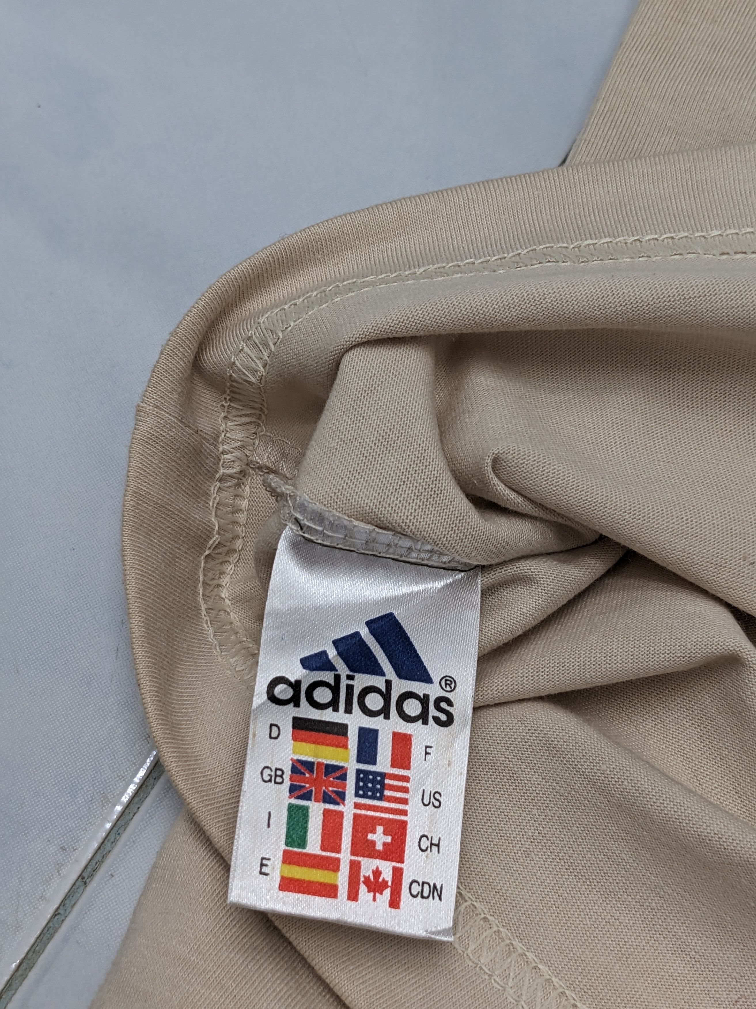 Adidas VINTAGE 90s ADIDAS TSHIRT Size US M / EU 48-50 / 2 - 9 Thumbnail