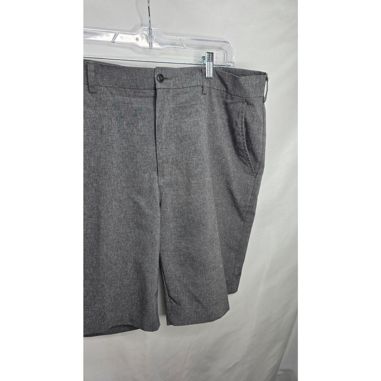 Other PGA Tour Gray Athletic Men's Flat Front Outdoor Golf Shorts Size US 38 / EU 54 - 7 Thumbnail