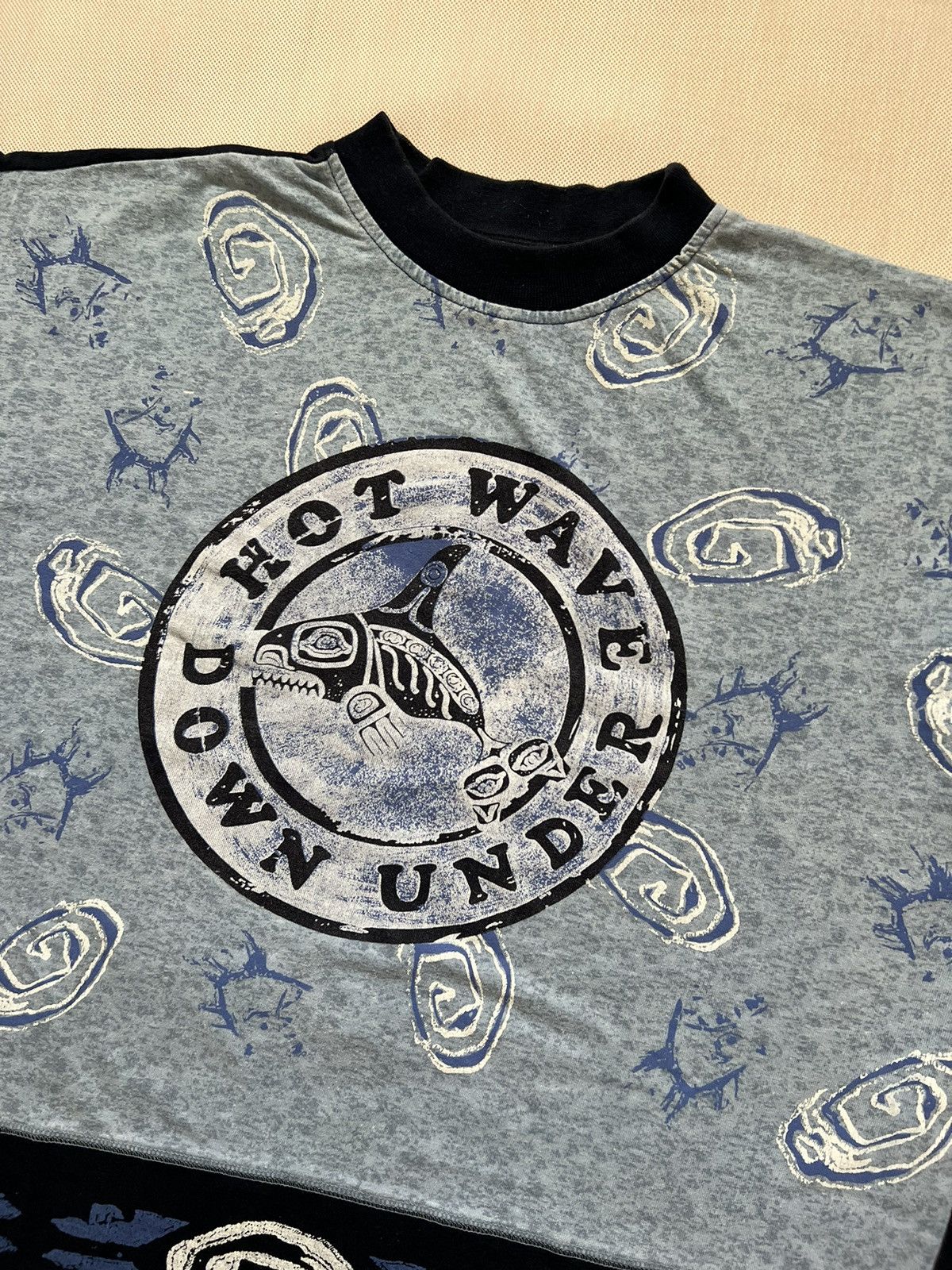 Vintage T-shirt Hot Wave Down Under Vintage 90’s Size US XL / EU 56 / 4 - 2 Thumbnail