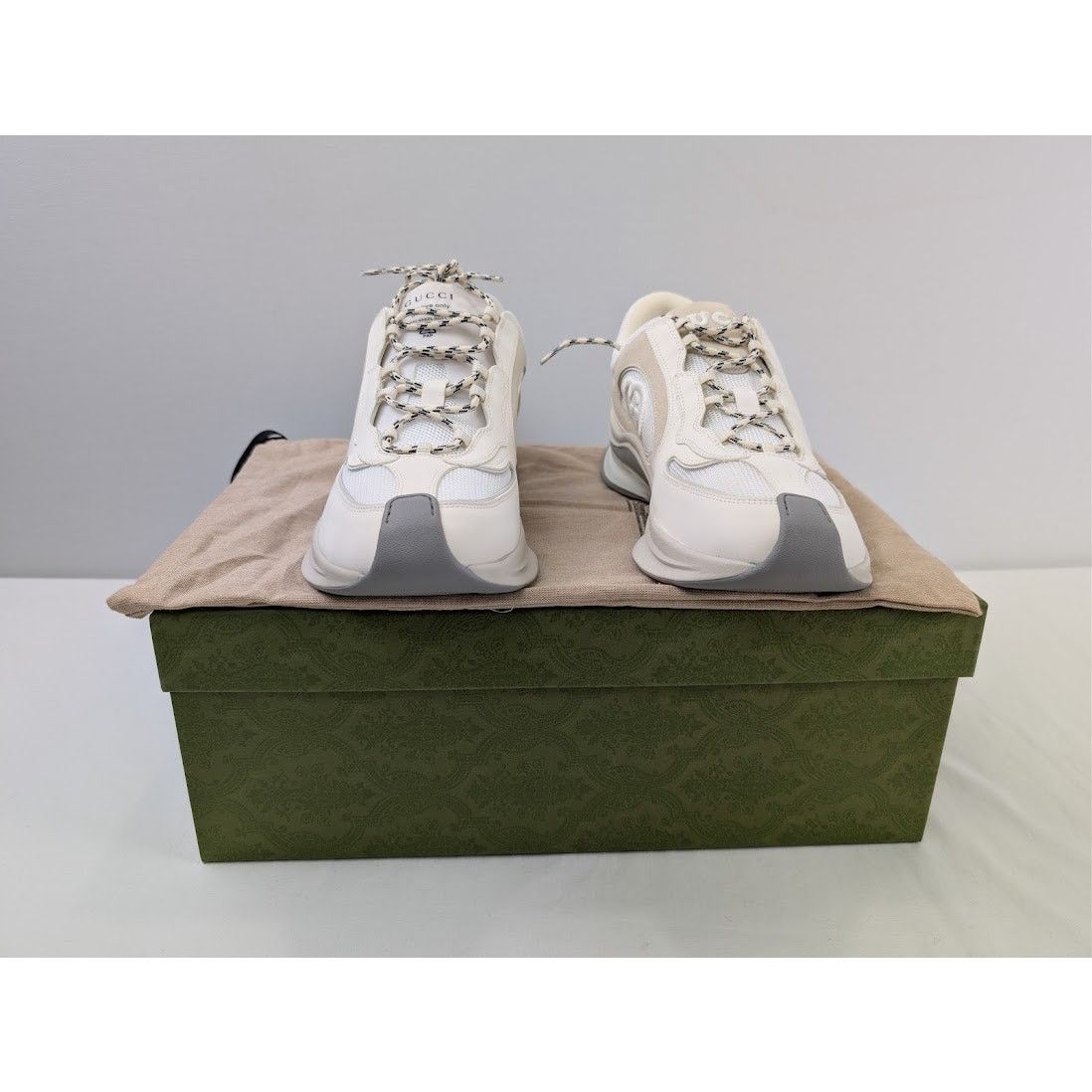 Gucci o1rshd1 Men's Run Sneaker in White Size US 12.5 / EU 45-46 - 15 Thumbnail